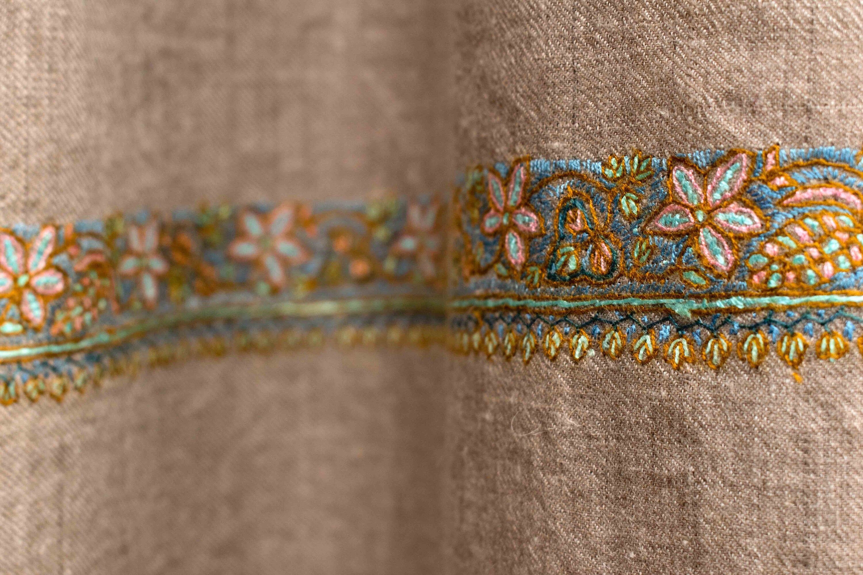 Châle brodé XL Pashmina, enveloppement de voyage, tissé à la main, broderie à la main, Pashmina pur, 54x108 »