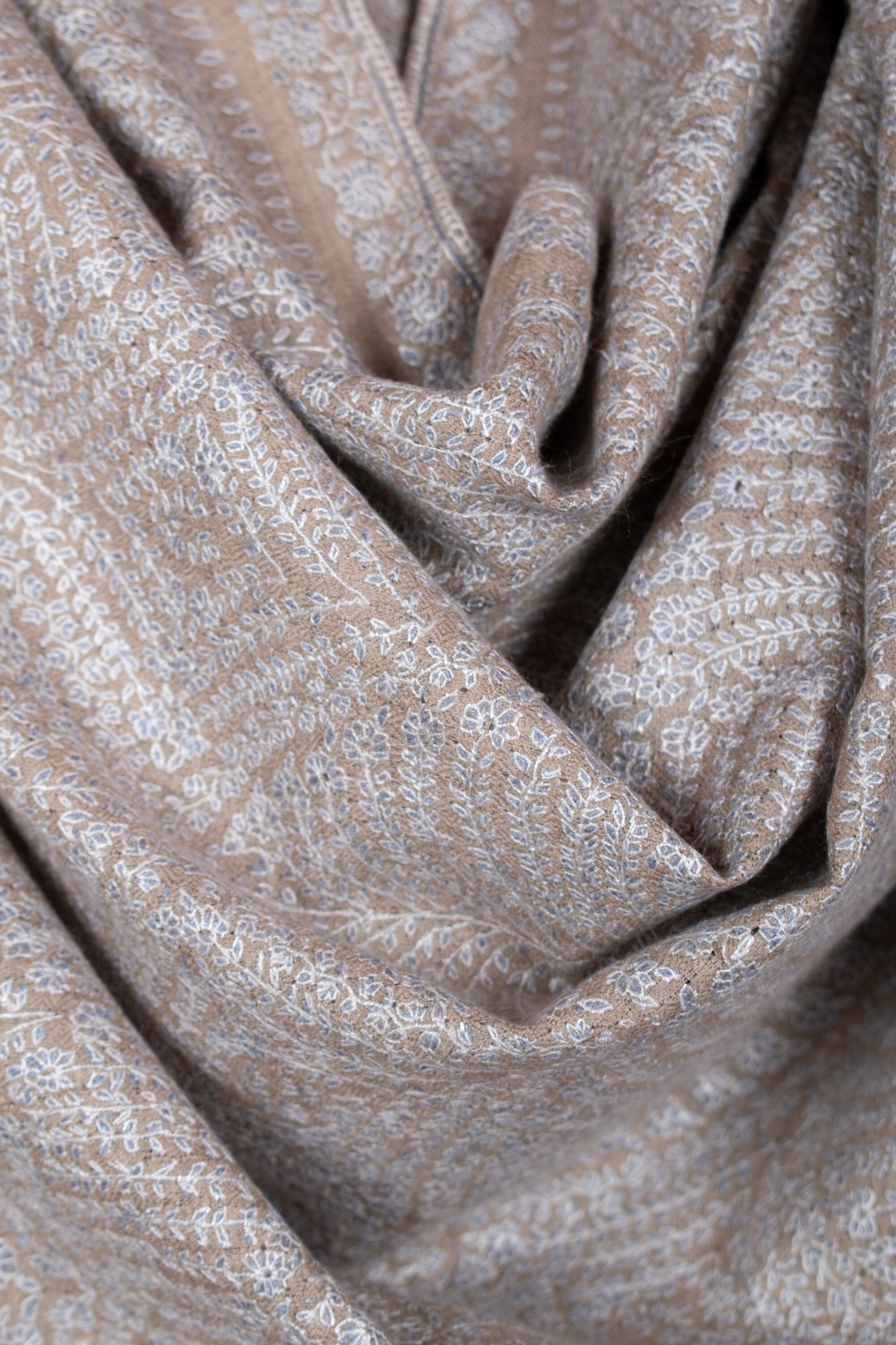 Scialle Pashmina ricamato Alia, elegante involucro Kashmir, 40x80"