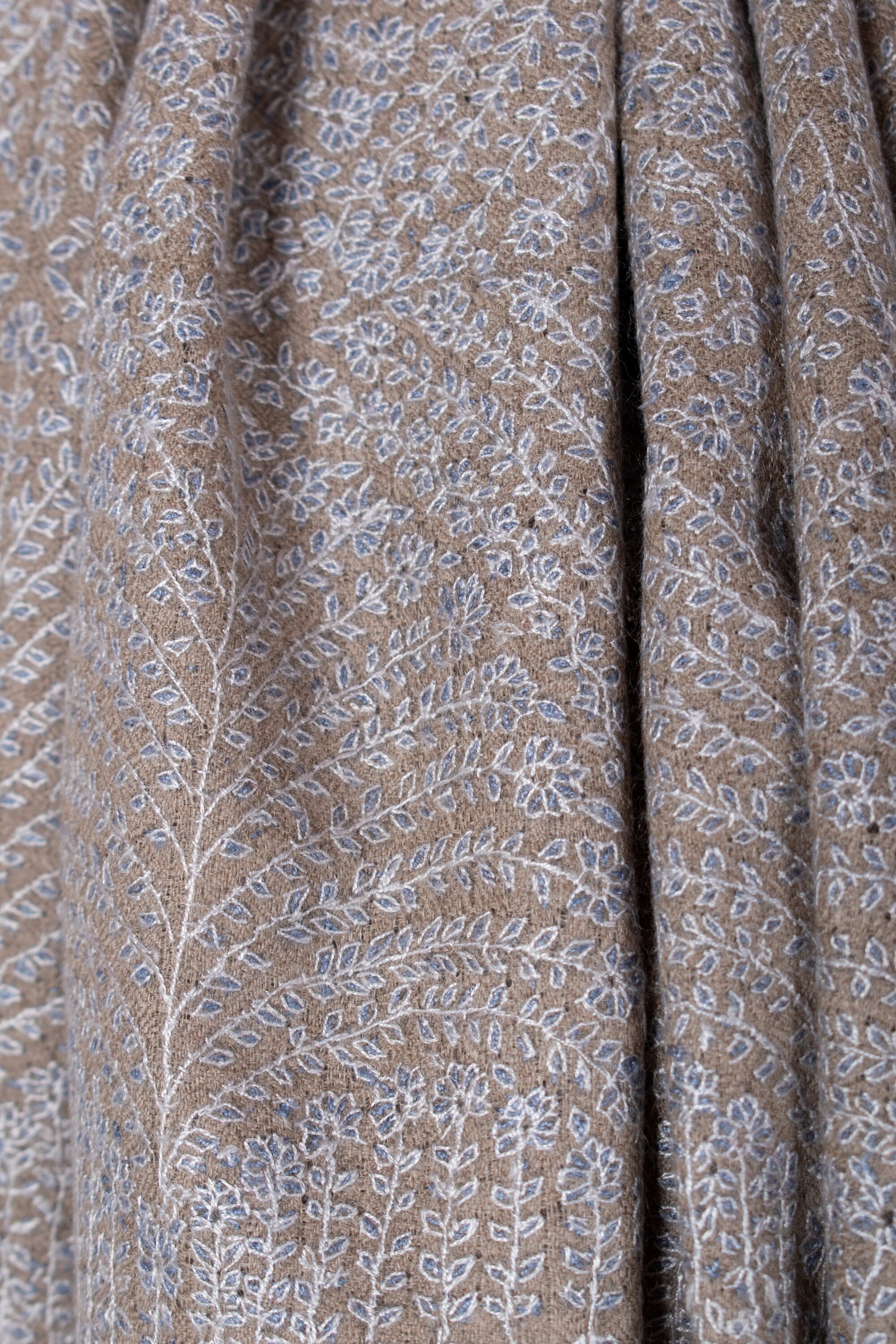 Scialle Pashmina ricamato Alia, elegante involucro Kashmir, 40x80"