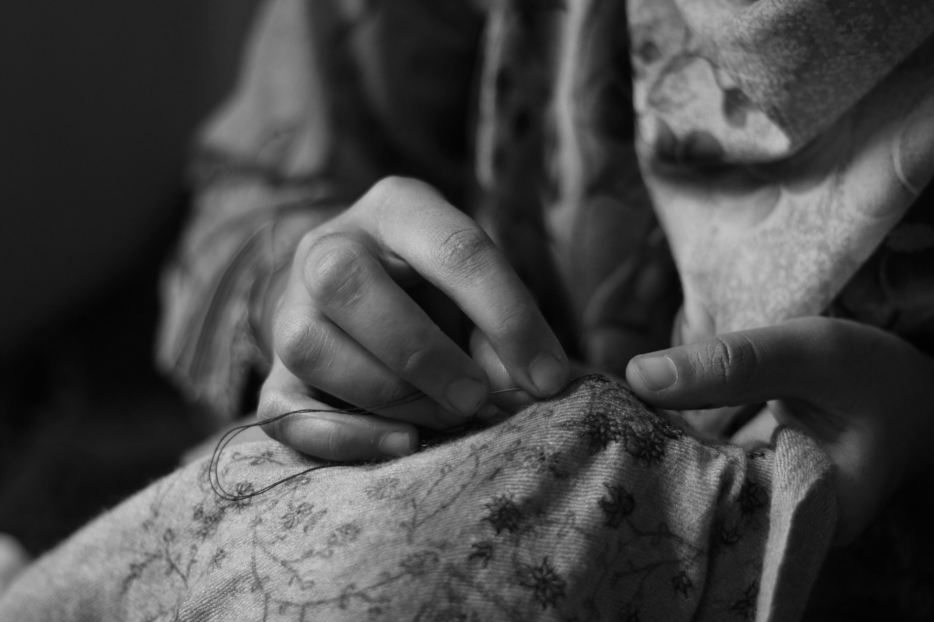 Châle Pashmina pur feuille d’érable, broderie à la main en papier mâché, tissé à la main, fabriqué au Cachemire