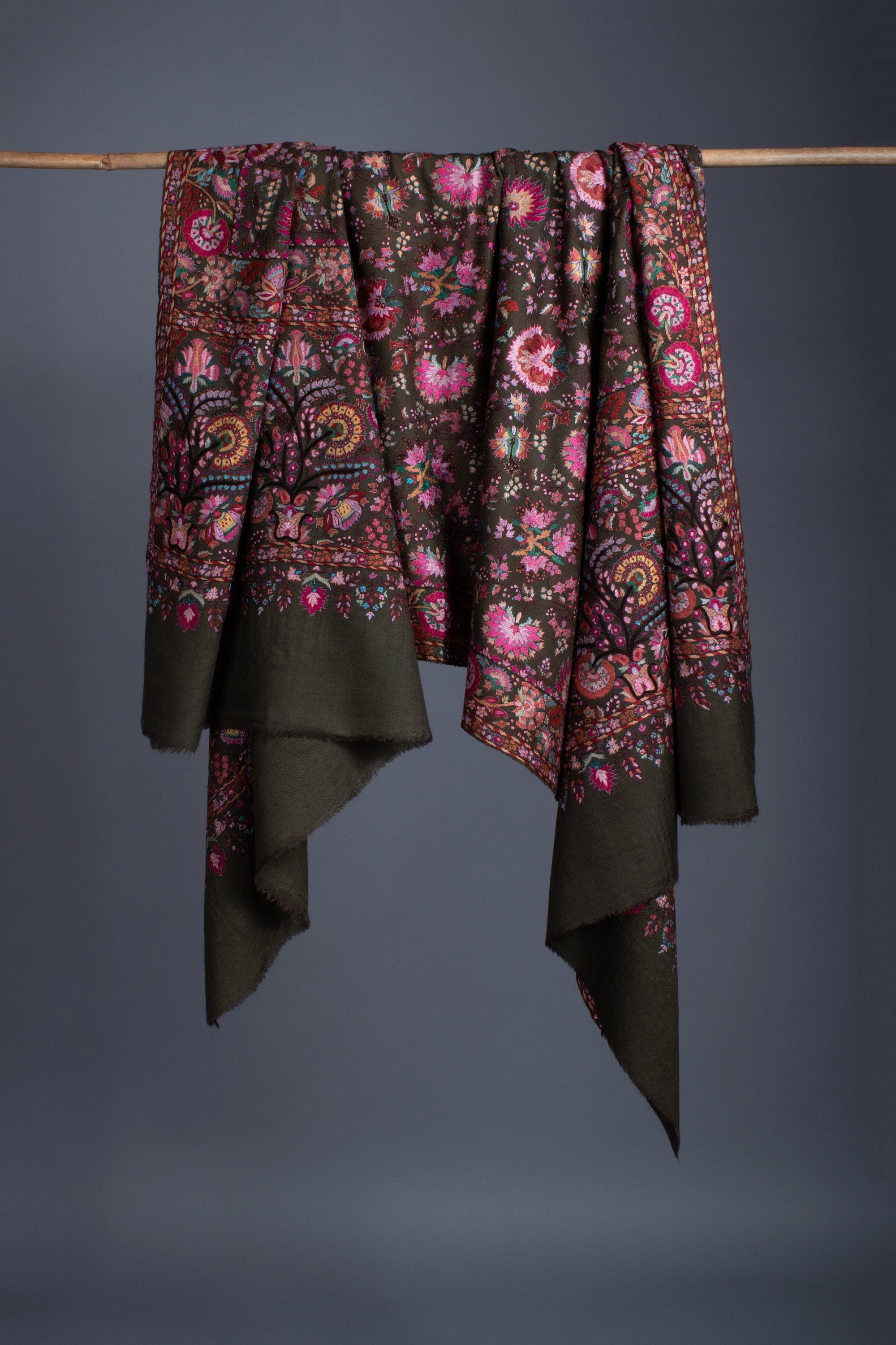 Regali di Natale, Scialle Pashmina del Kashmir, Avvolgimento ricamato indiano di lusso, Scialle ricamato a mano, Scialle esclusivo, 40x80" - CHALKY