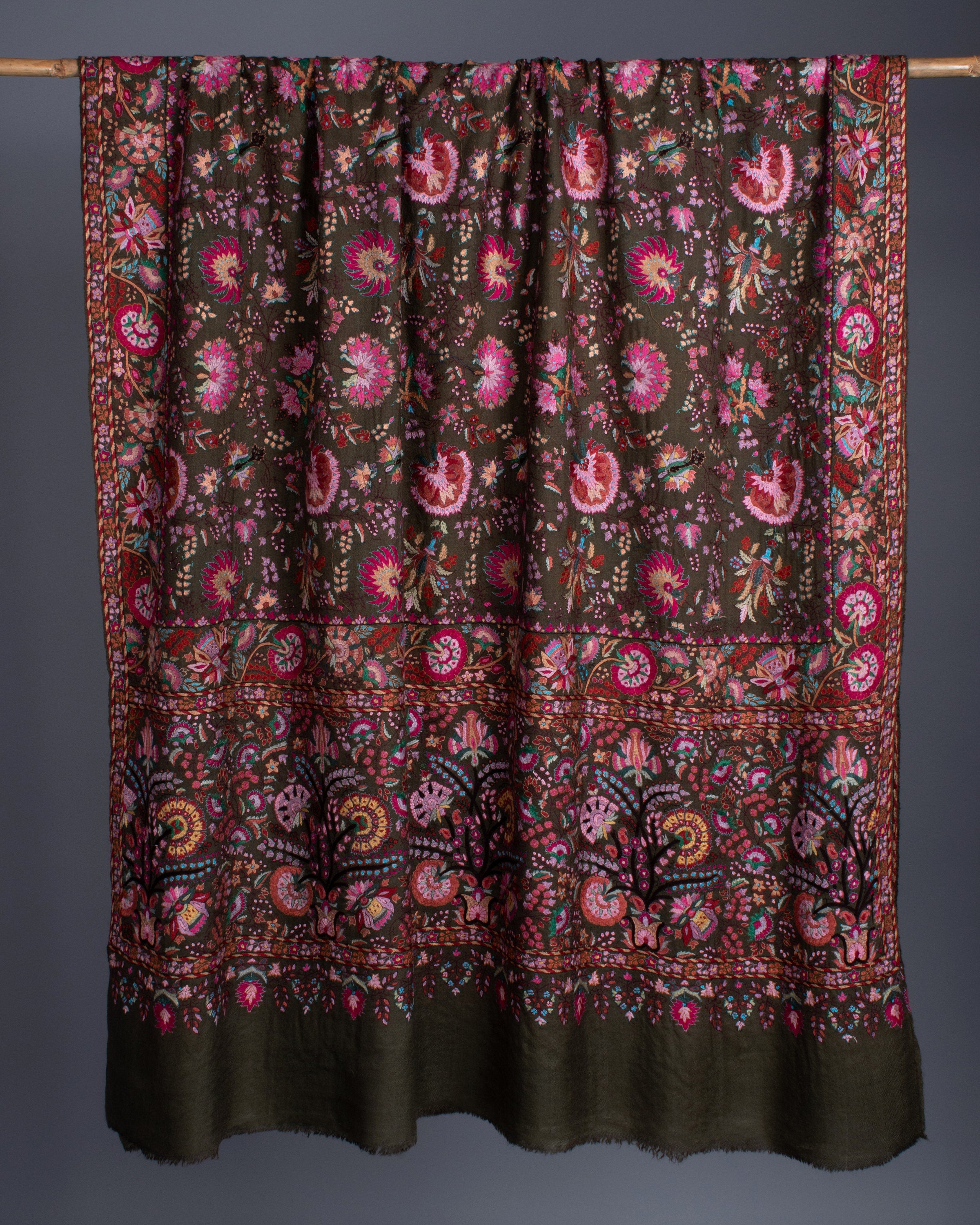 Regali di Natale, Scialle Pashmina del Kashmir, Avvolgimento ricamato indiano di lusso, Scialle ricamato a mano, Scialle esclusivo, 40x80" - CHALKY