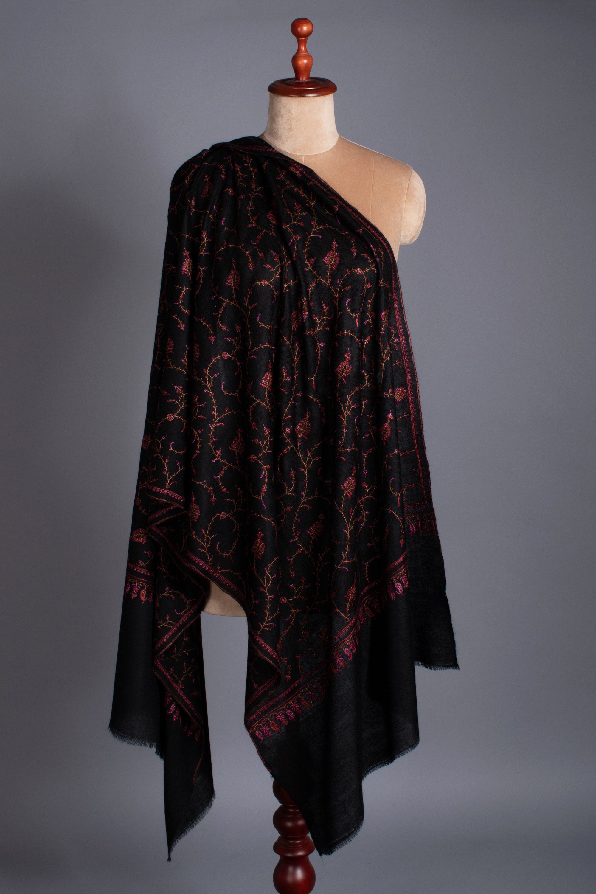 Foulards noirs, Pashminas super doux, broderies à l'aiguille, châles cachemiriens, écharpe de chèvre, 28x80" - TAWHITI