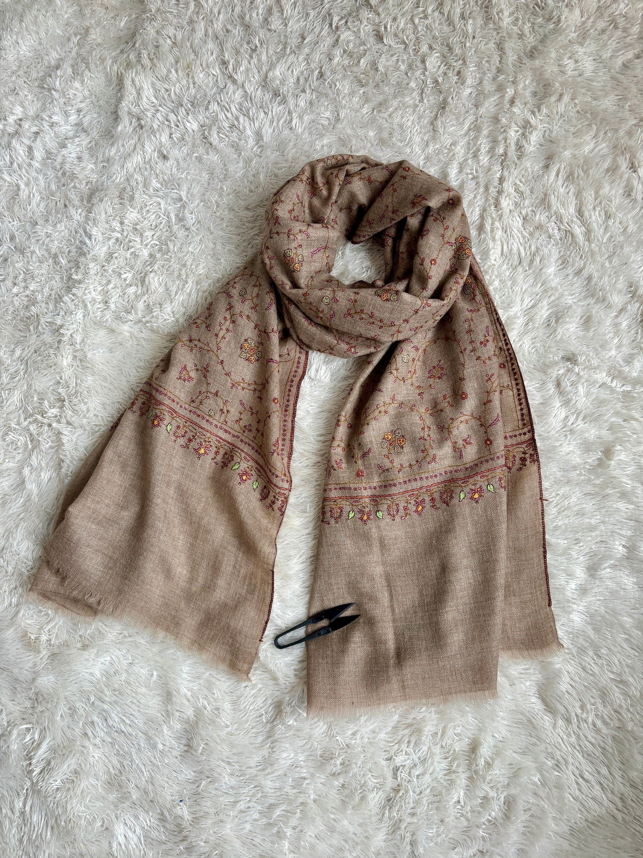 Foulards naturels taupe, pashminas super doux, broderies à l’aiguille, châles cachemiriens, enveloppements de printemps, écharpe de chèvre, 28x80 » - SAN MARINO