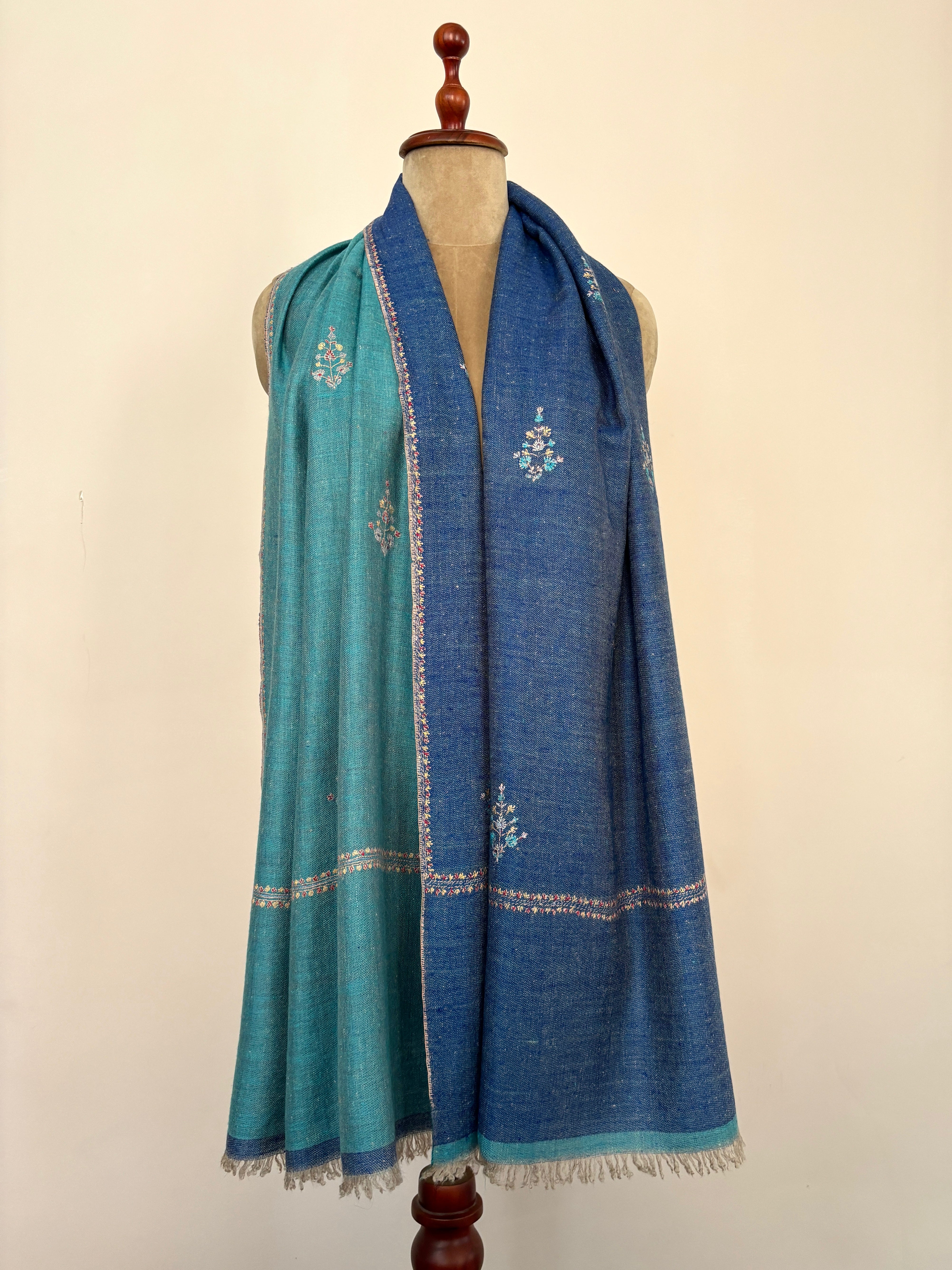 Écharpe Pashmina Brodée Dorukha Bleue