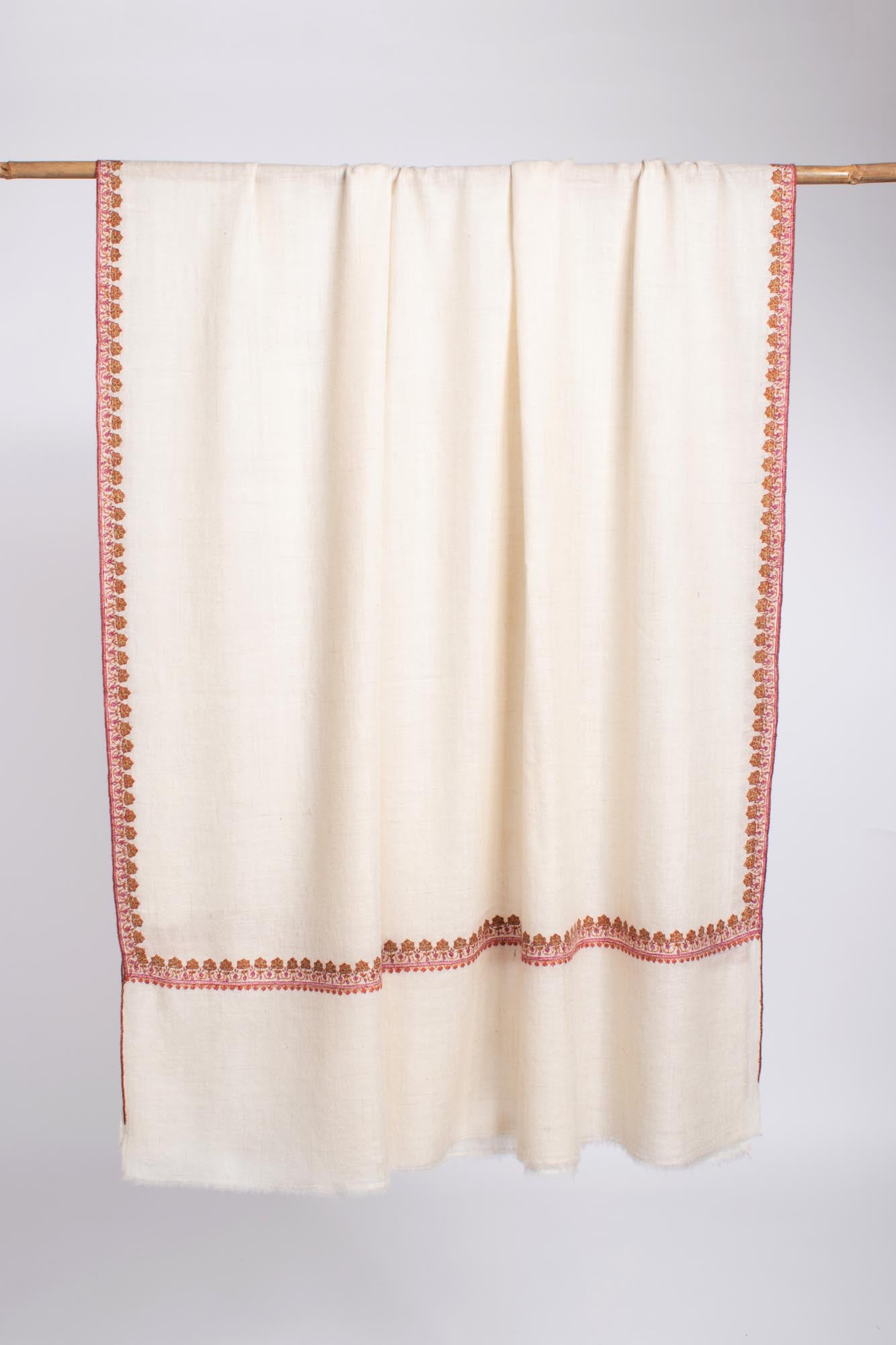 Ivory Pure Pashmina Hashia Broidered Châle - Torridge