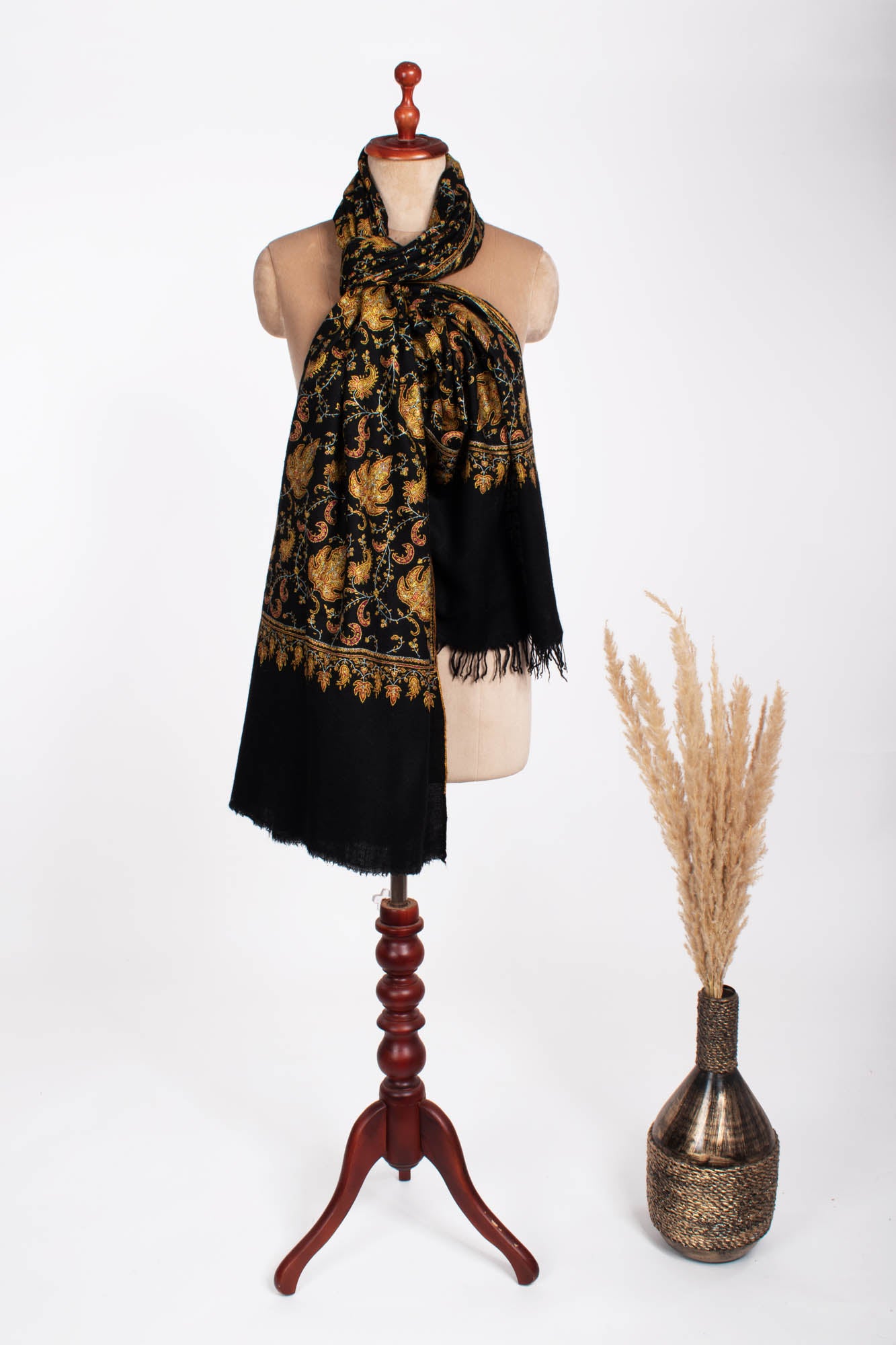 Châle Pashmina noir inspiré de la feuille d'érable - CALEXICO