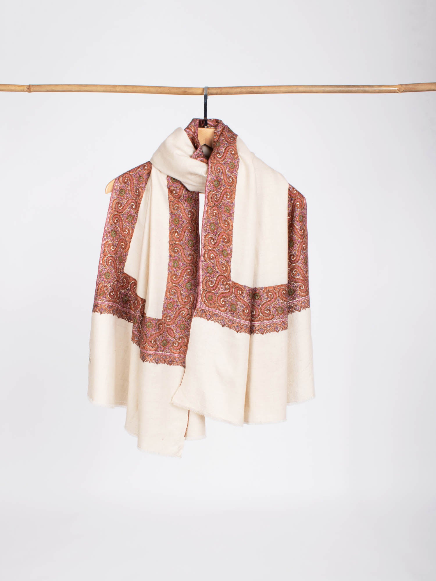 Châle Pashmina brodé blanc cassé - MISHAWAKA