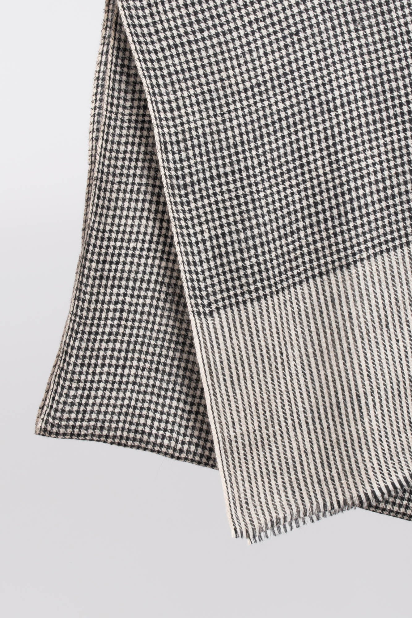 Foulard Cachemire Pied de Poule Blanc et Noir - HELENA