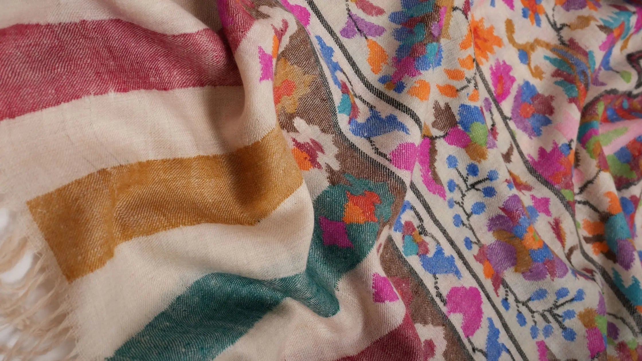 7-Mistakes-to-Avoid-When-Buying-a-Kani-Pashmina-Shawl-Online Shahkaar