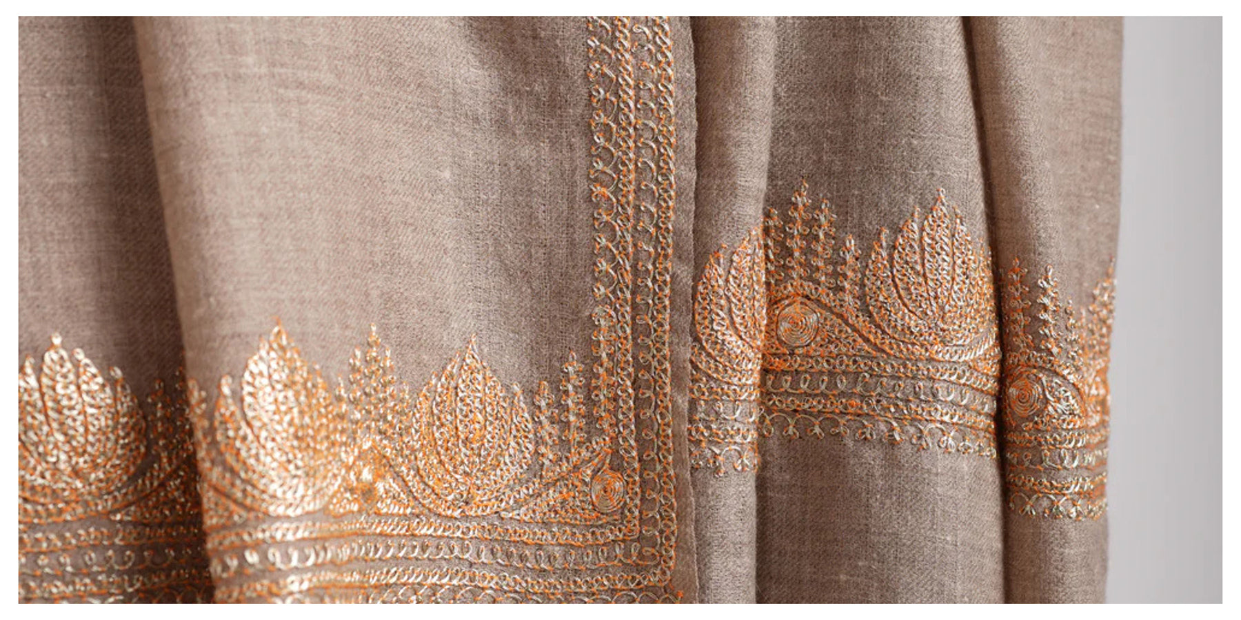 What Are Pashmina Tilla Shawls and Why Are They So Popular?