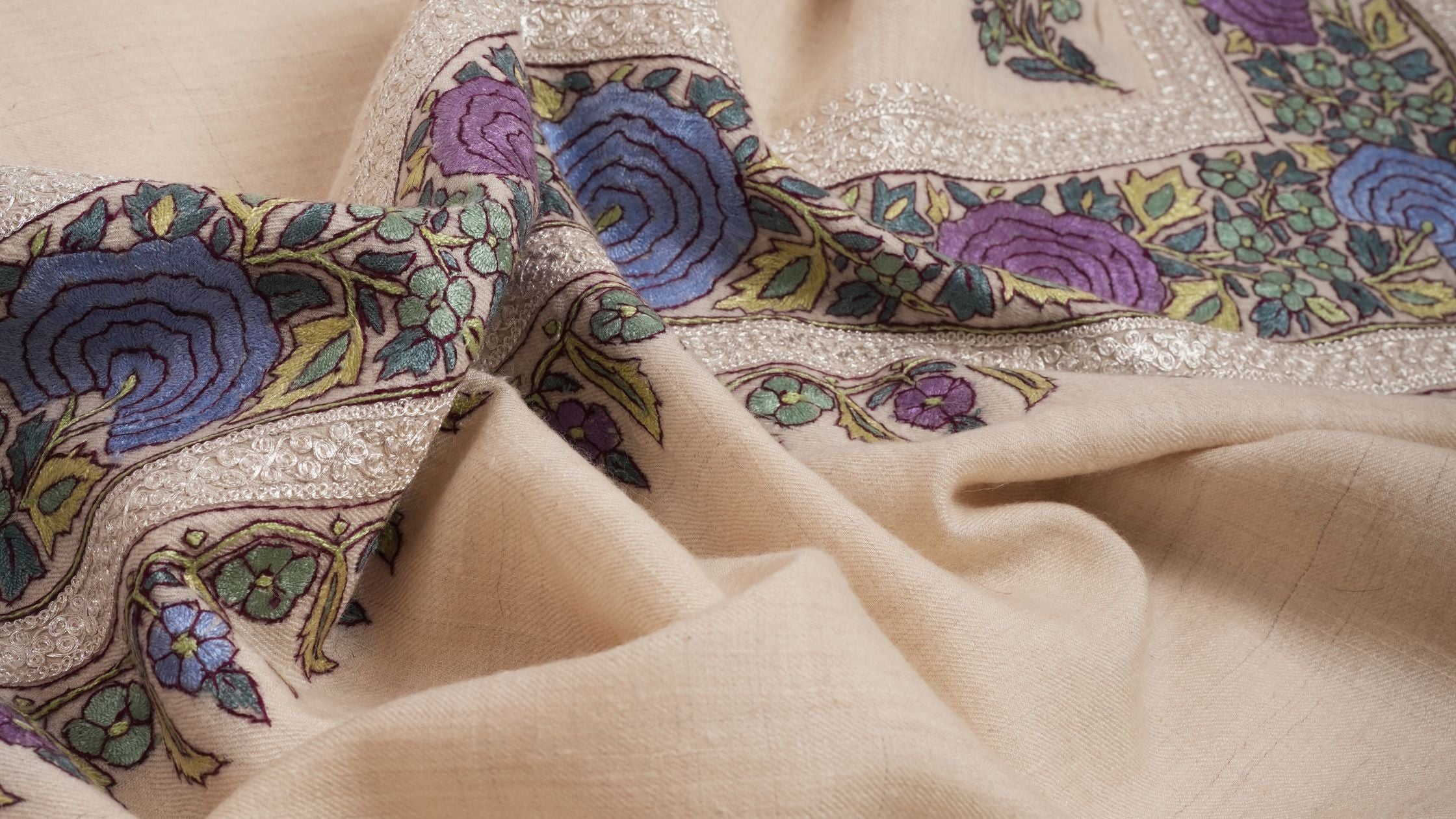 Why Does Your Cashmere Scarf Shed? Tips to Maintain Its Softness