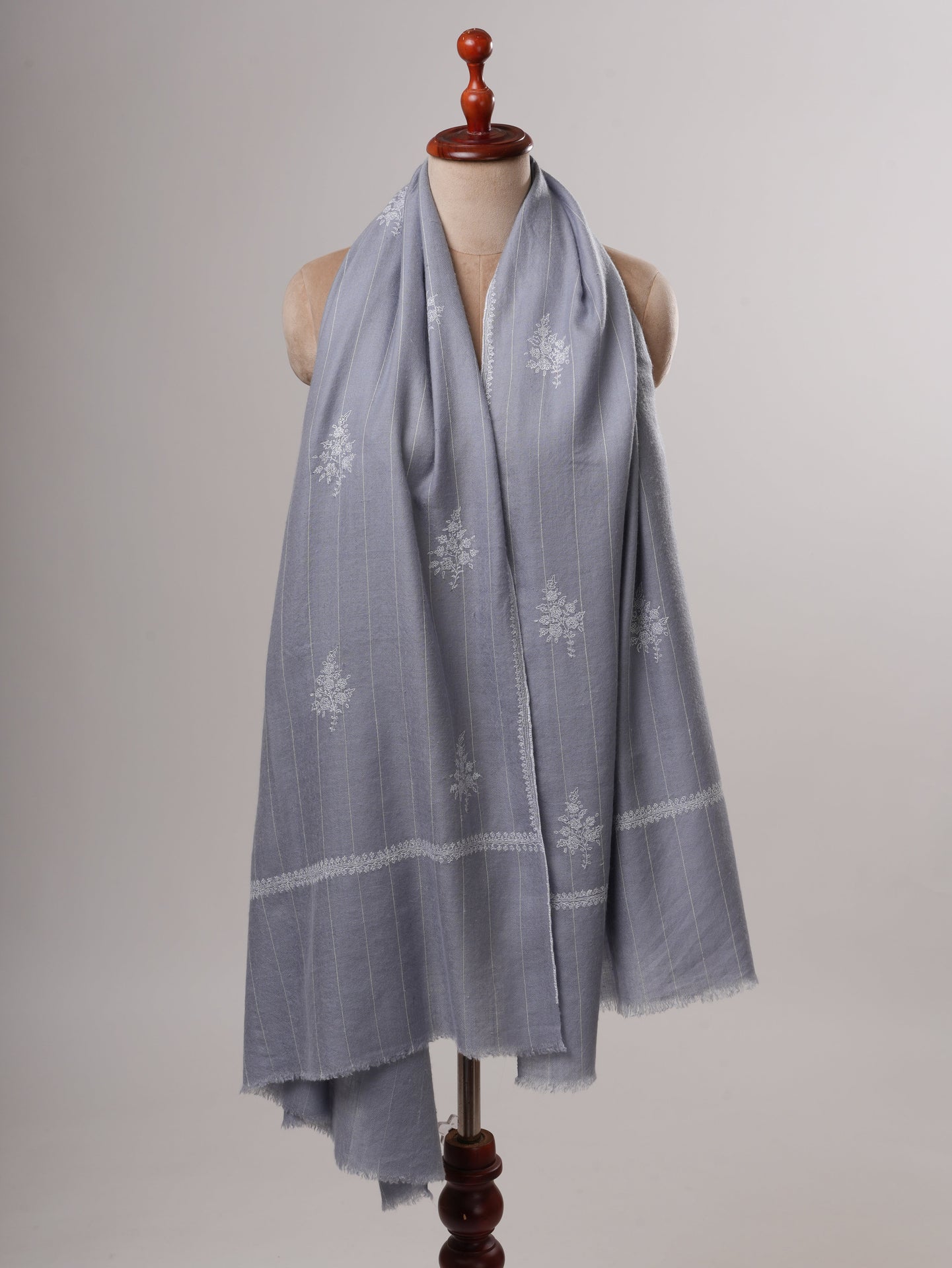 Hand Embroidered Shahkaar Baby Soft  Pashmina Shawl – Luxurious Kashmiri Wrap Shahkaar
