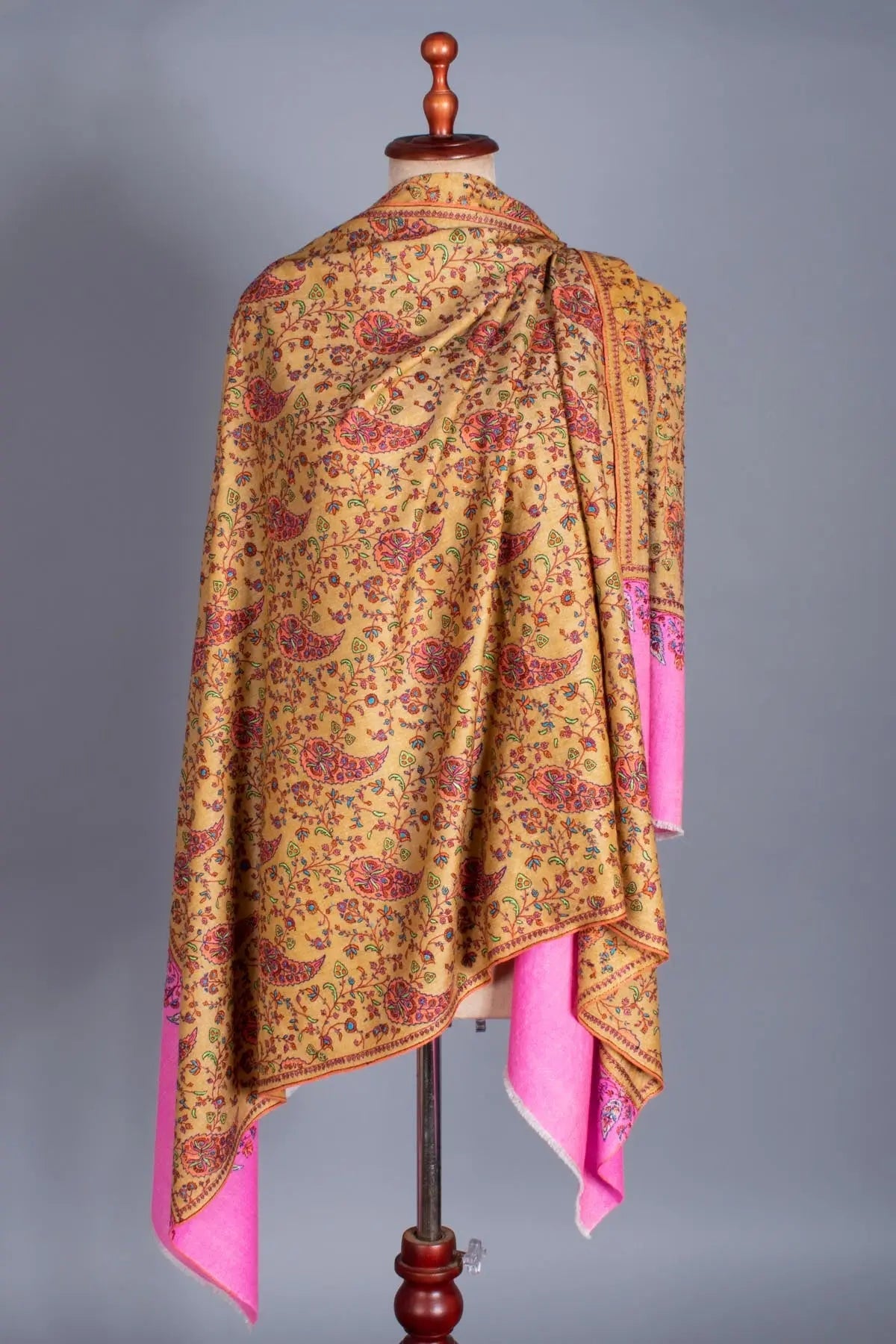 AMORGOS - 40x80" Shahkaar