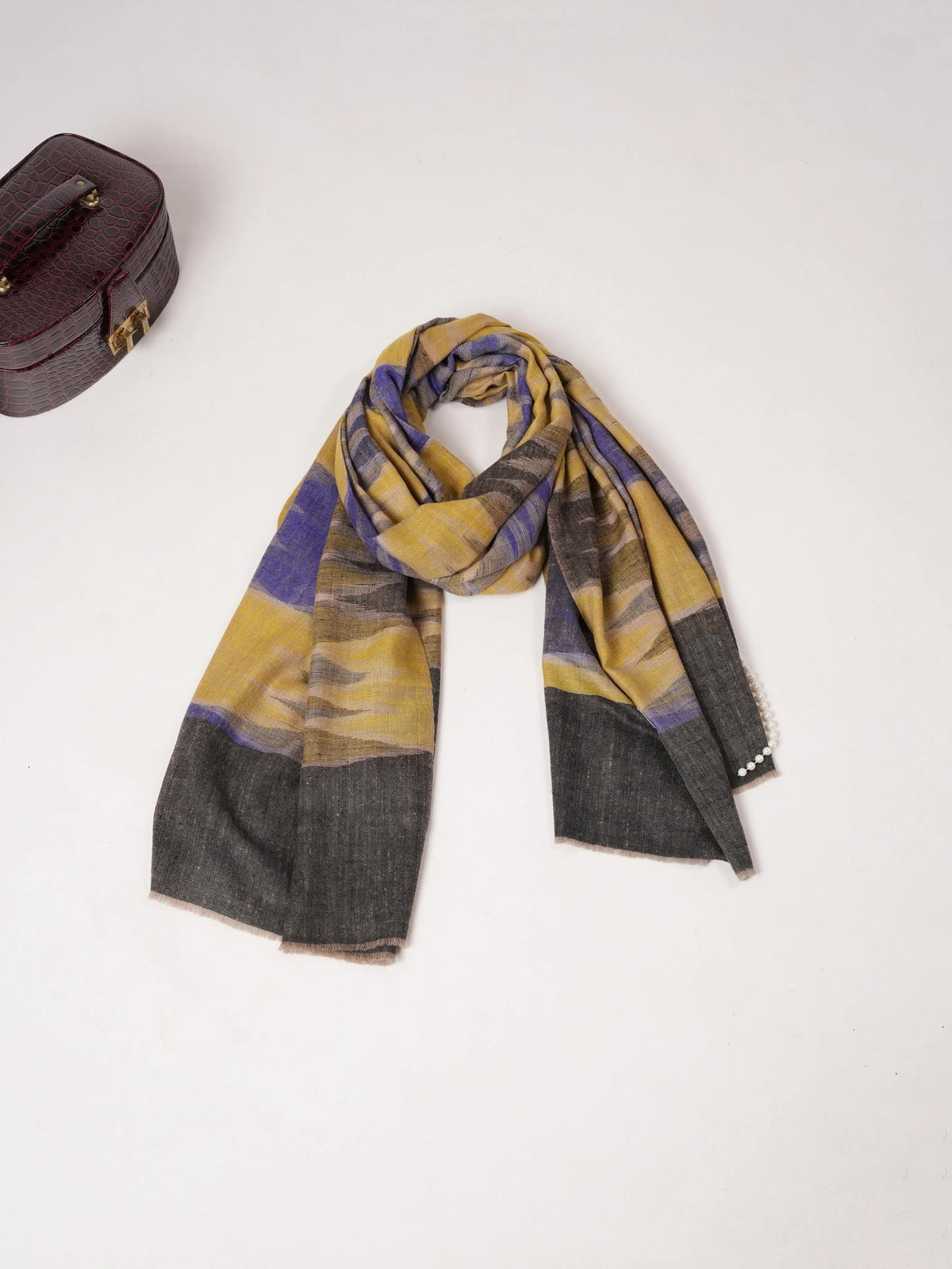 Artisan Crafted featherlight Ikat Pure Pashmina Shawl