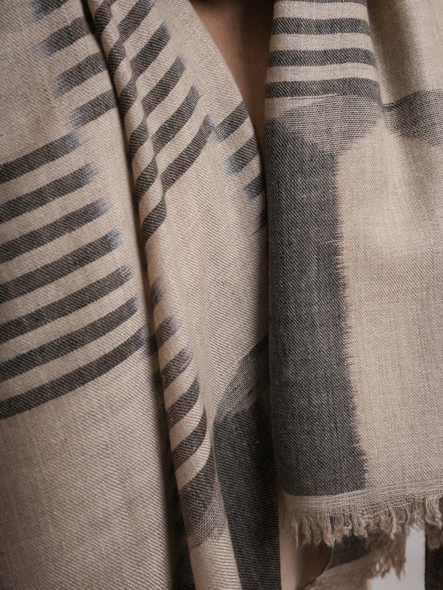 Black and Grey Travel Friendly XL Pashmina Shahkaar