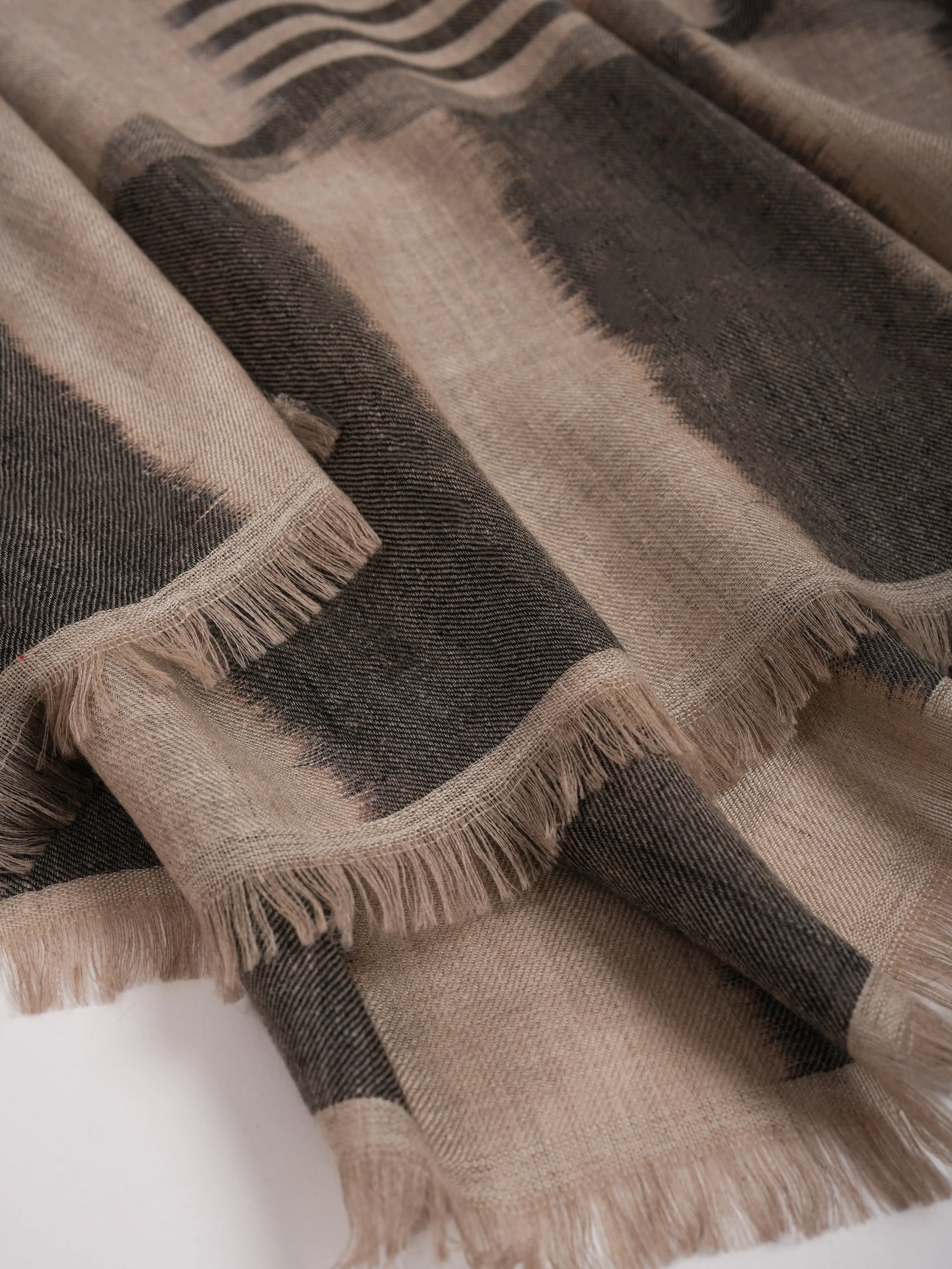 Black and Grey Travel Friendly XL Pashmina Shahkaar