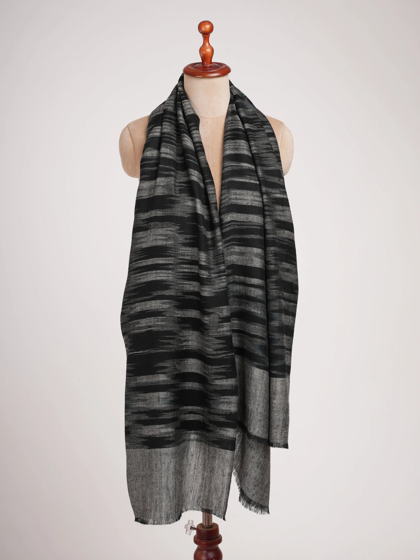 Black and White Handwoven Space Dye Ikat Pashmina Shawl Shahkaar