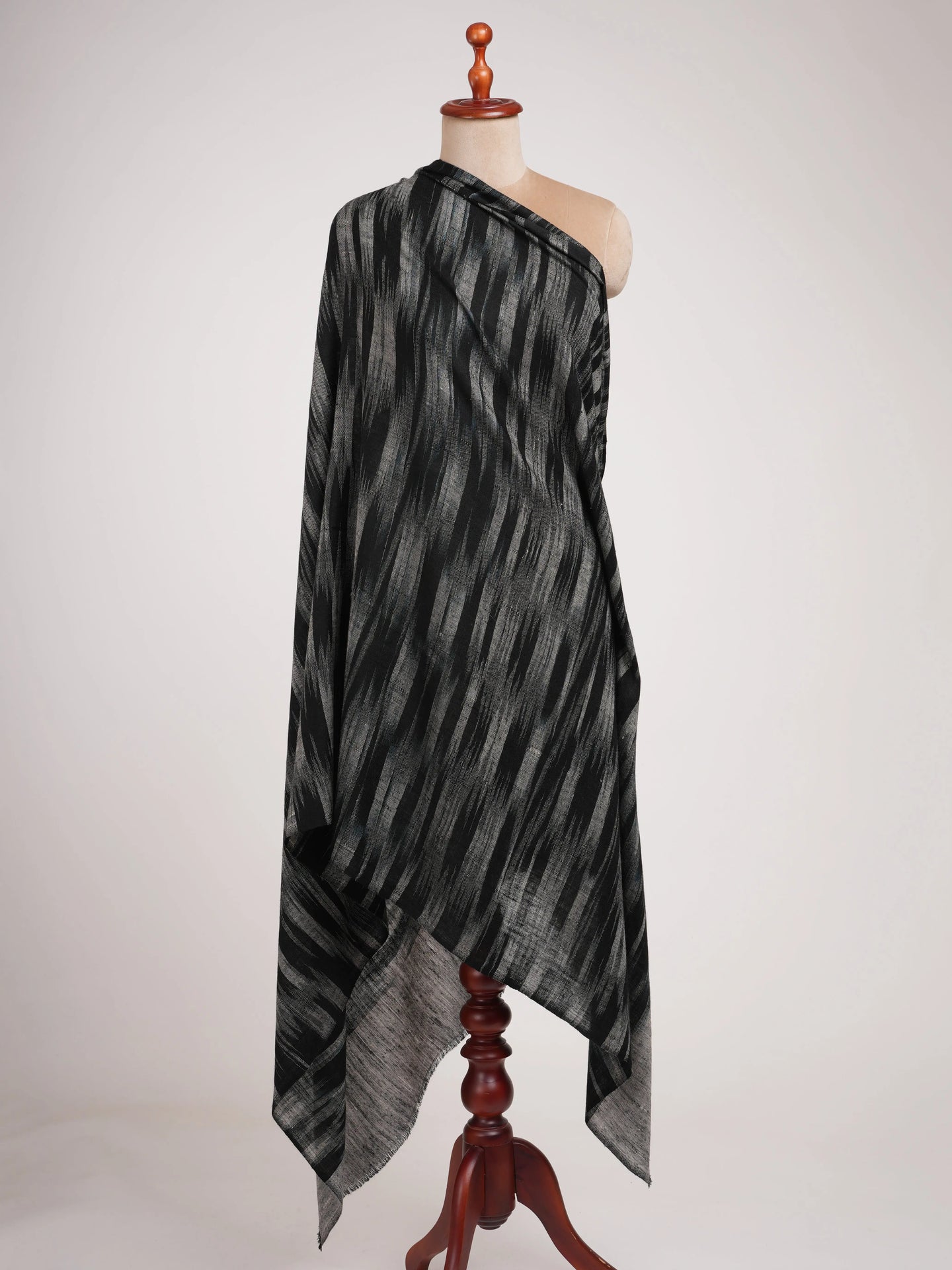 Black and White Handwoven Space Dye Ikat Pashmina Shawl Shahkaar