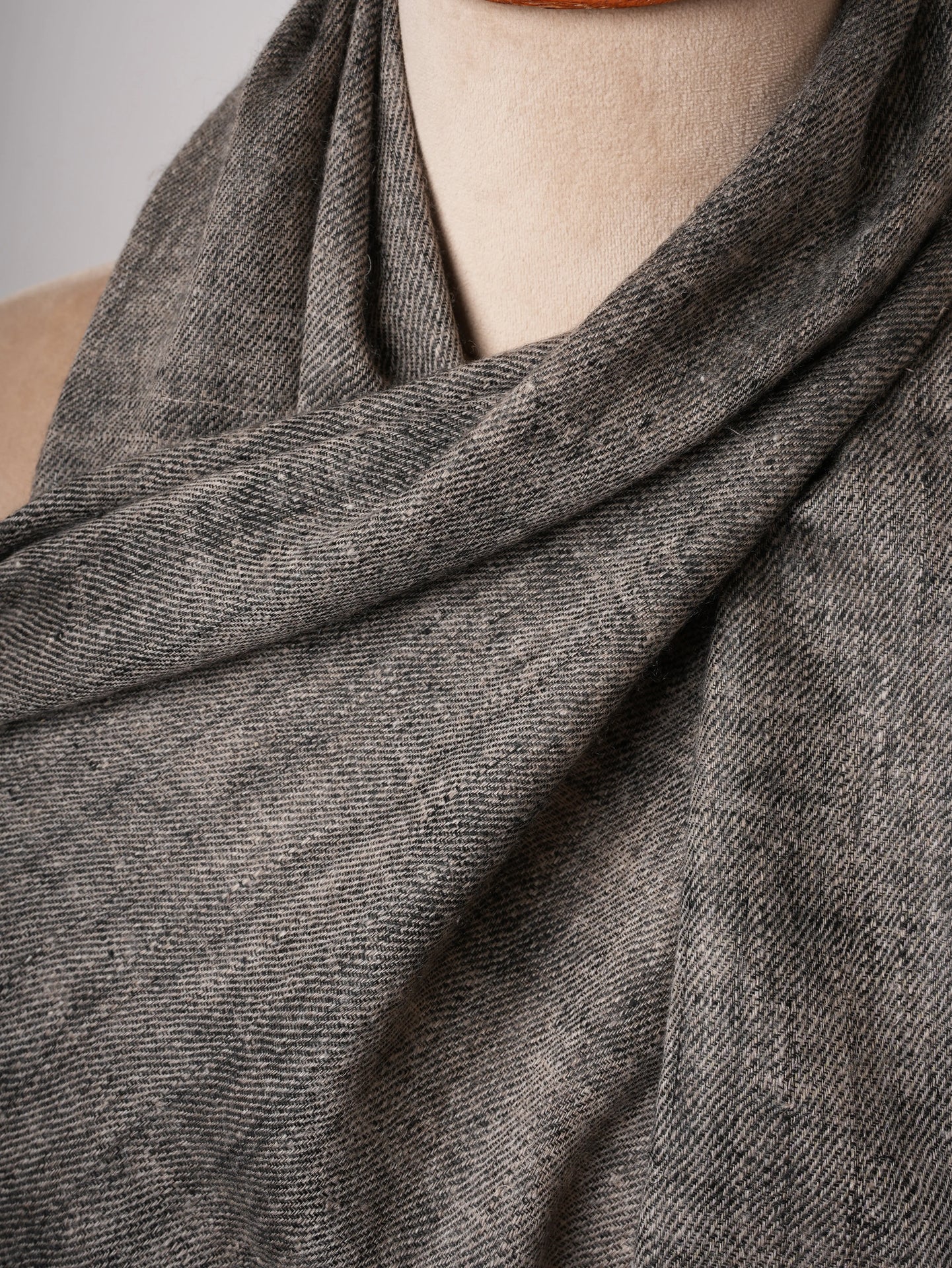 Carbon Black Handwoven Handspun Baby Soft Pashmina Shawl – Pure Luxury Shahkaar