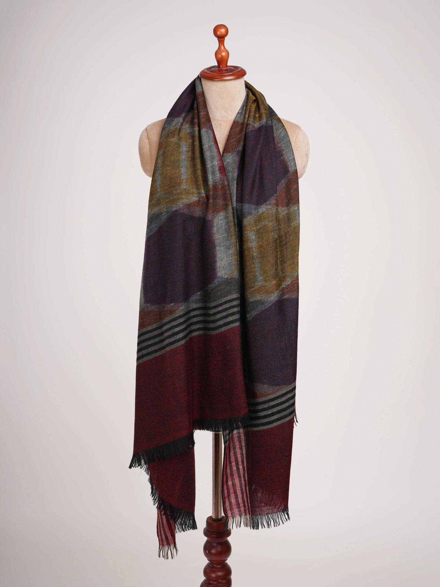 Contemporary Featherlight Handwoven Pashmina Shawl Shahkaar