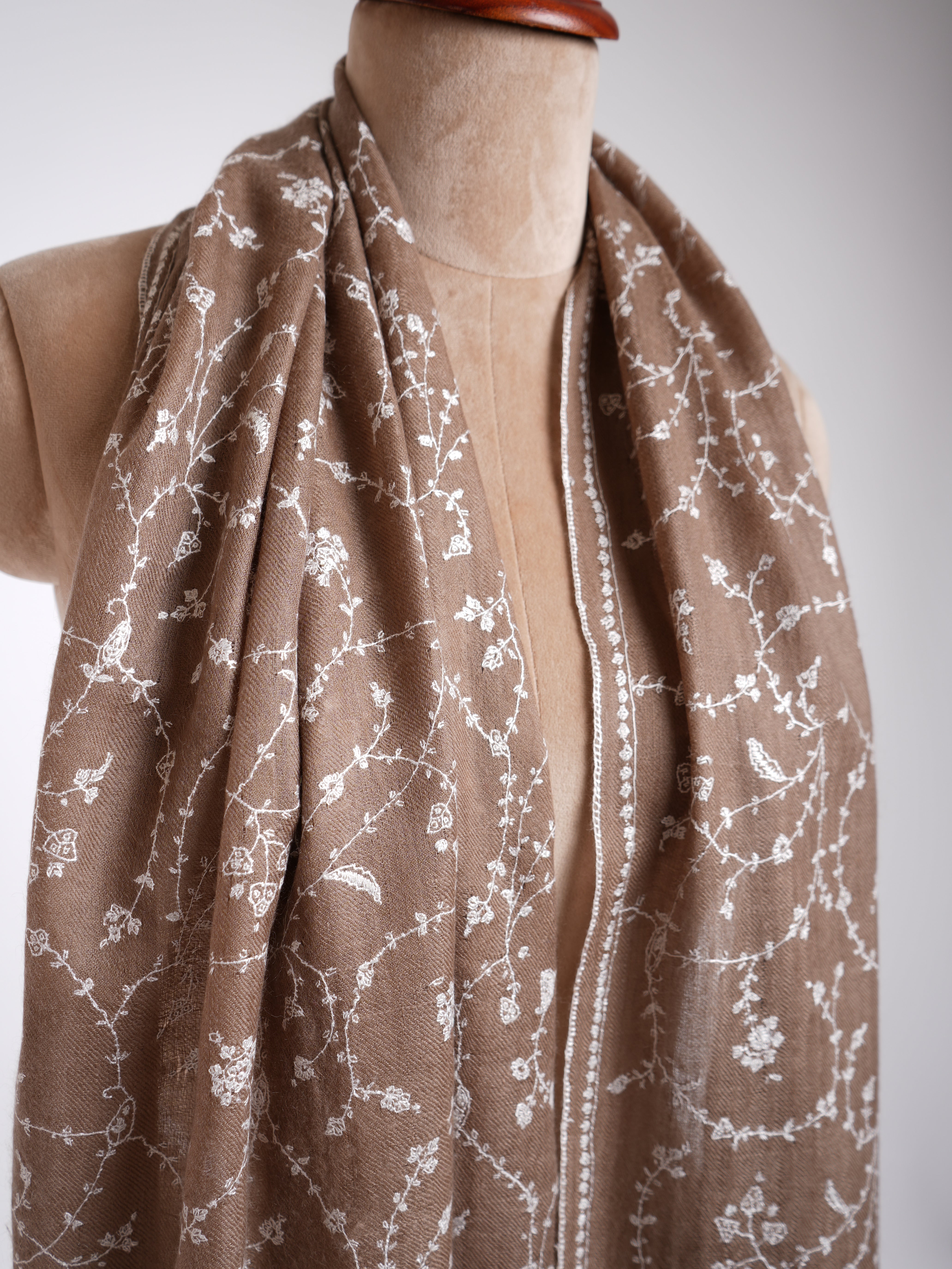 Sozni Embroidered Pure Cashmere Scarf