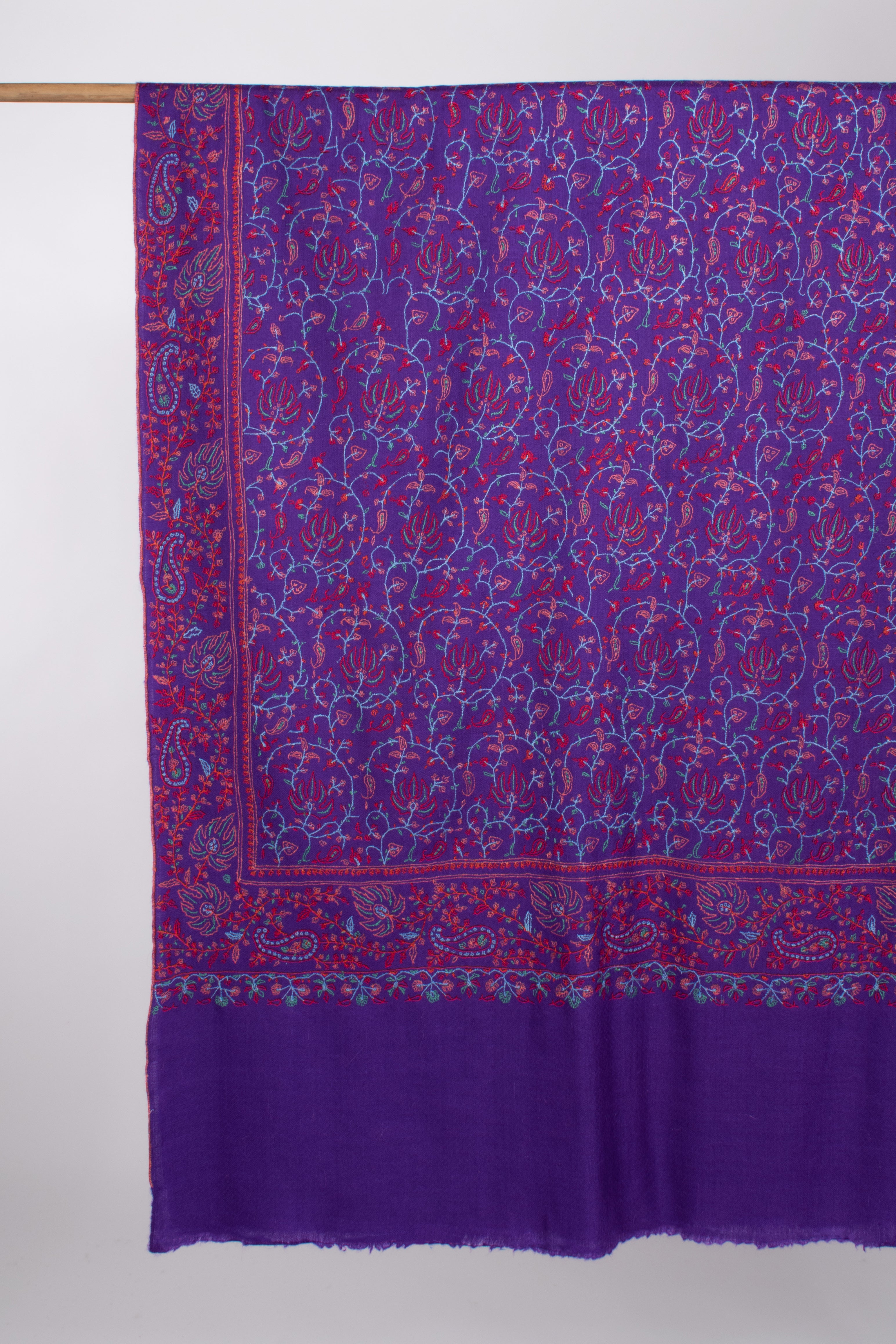 Involucro di pashmina Boho ricamato viola Sozni