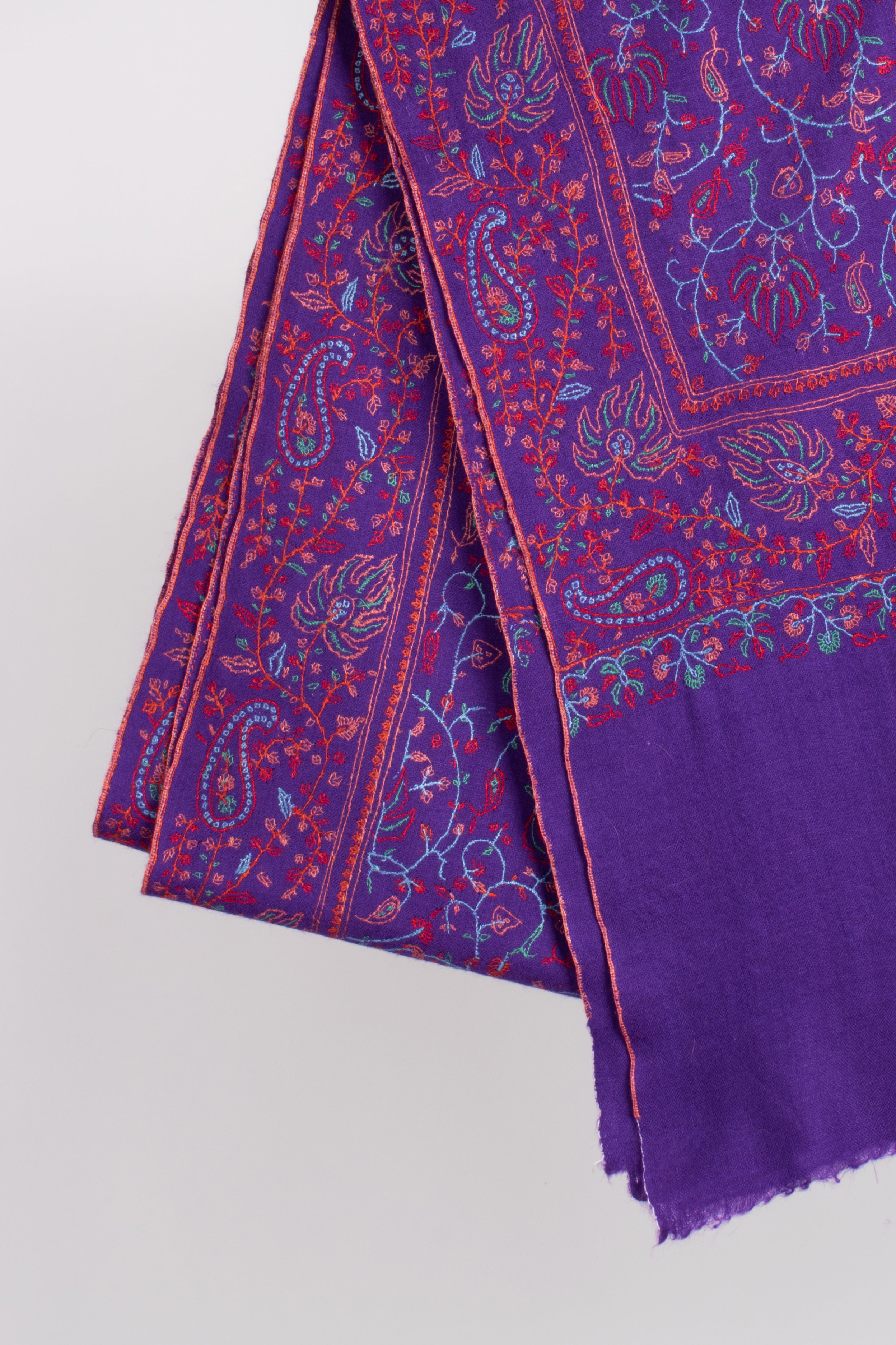 Involucro di pashmina Boho ricamato viola Sozni