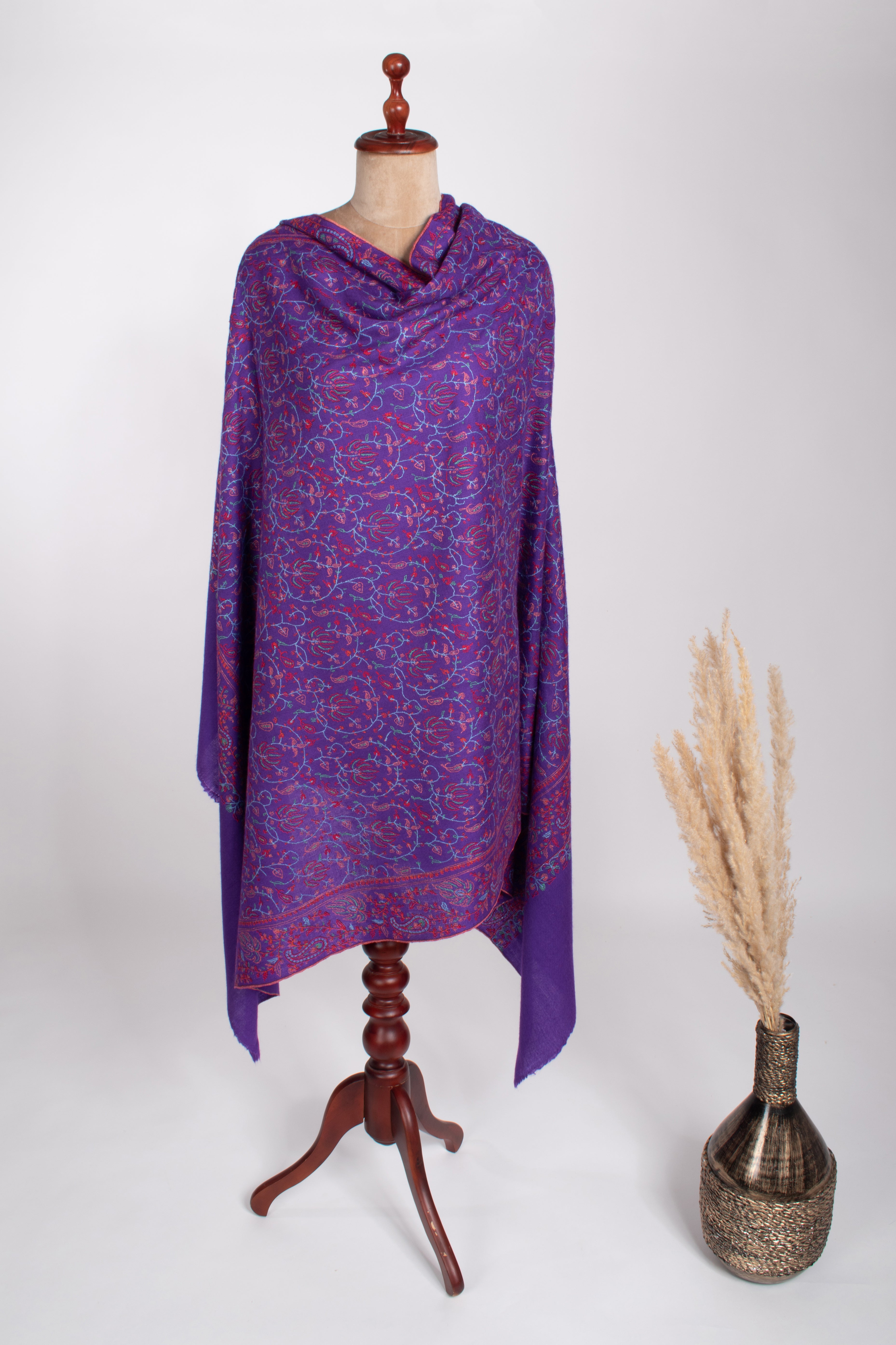 Involucro di pashmina Boho ricamato viola Sozni