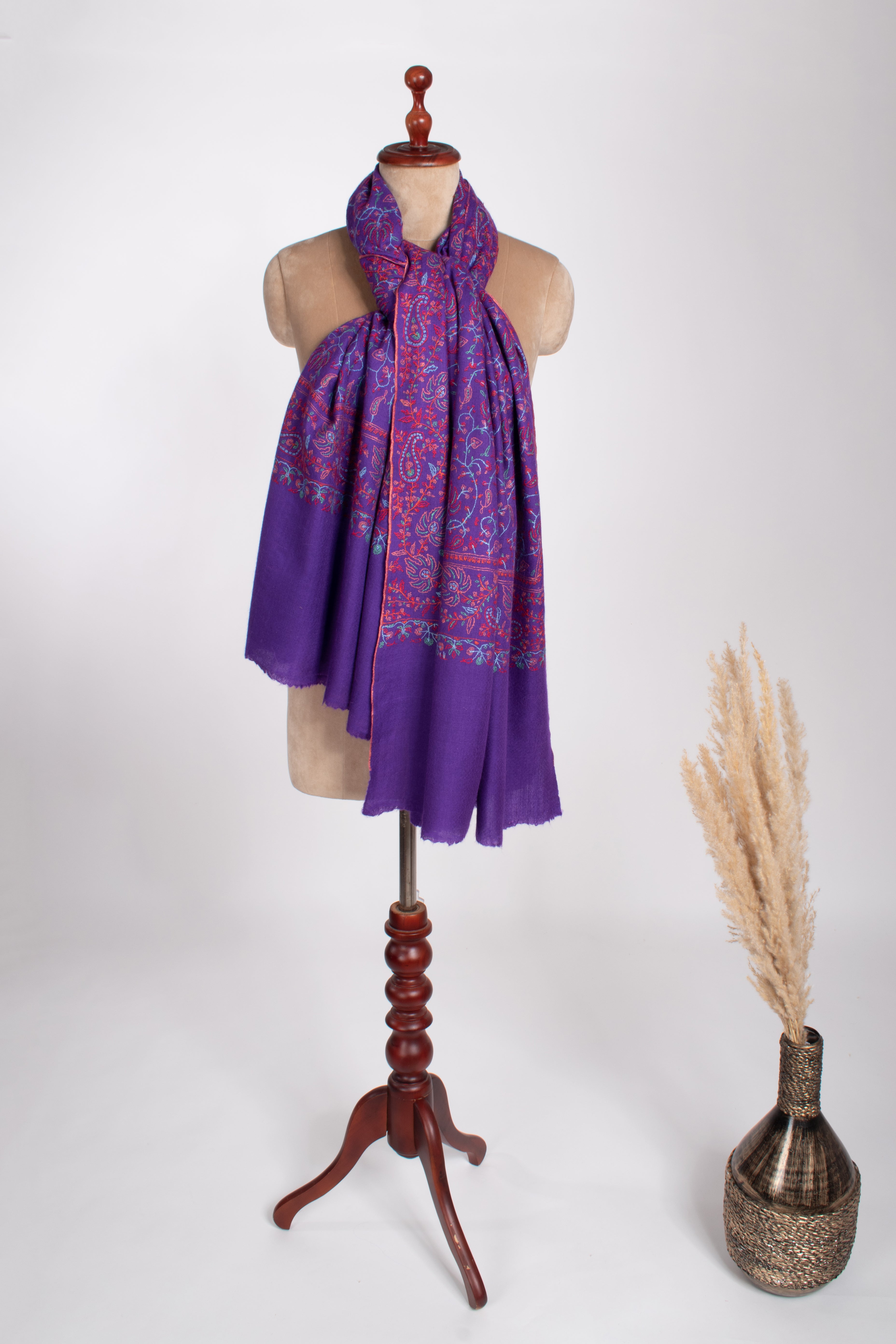 Involucro di pashmina Boho ricamato viola Sozni