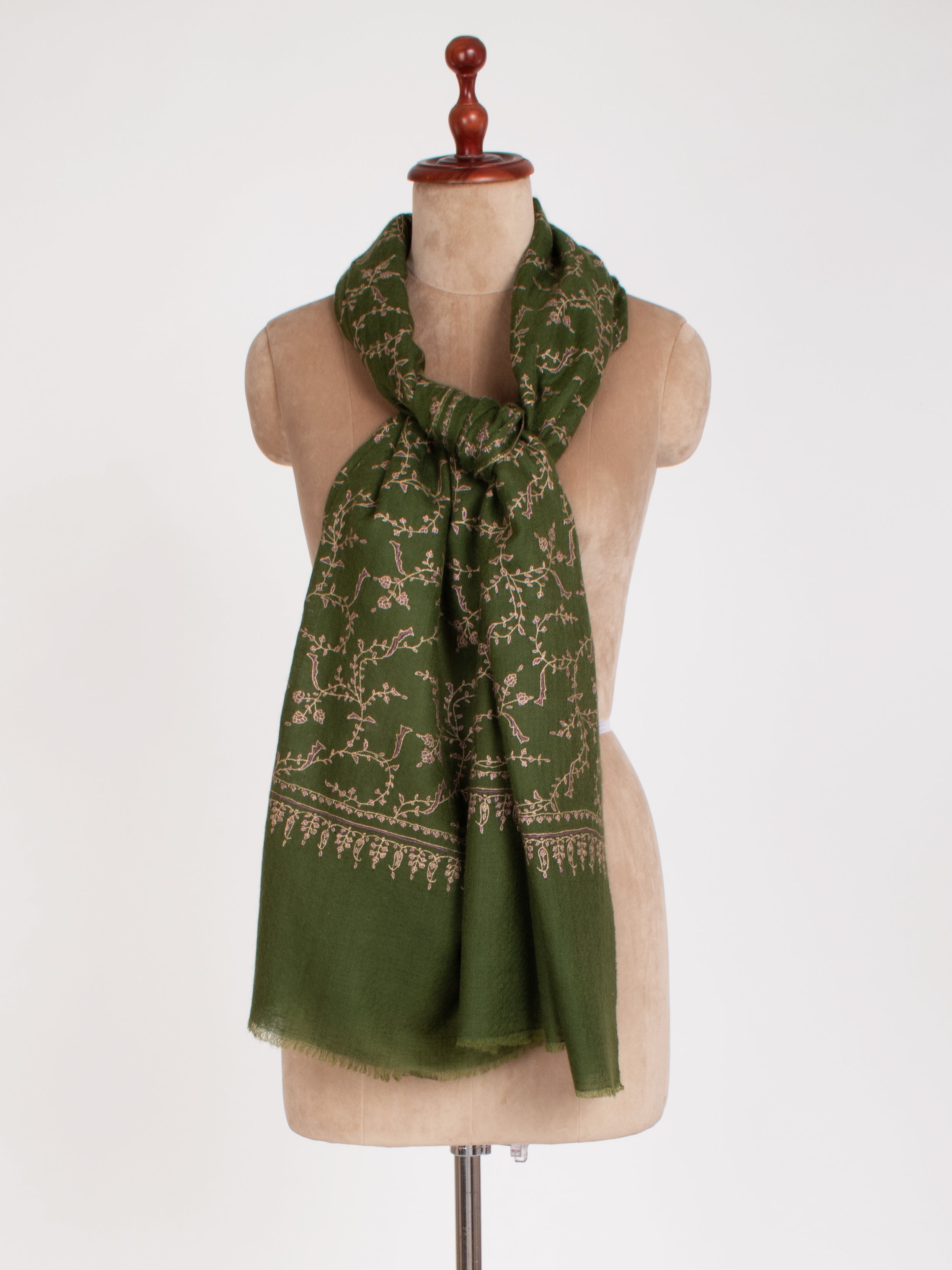 Foulard cadeau en cachemire brodé Sozni olive foncé