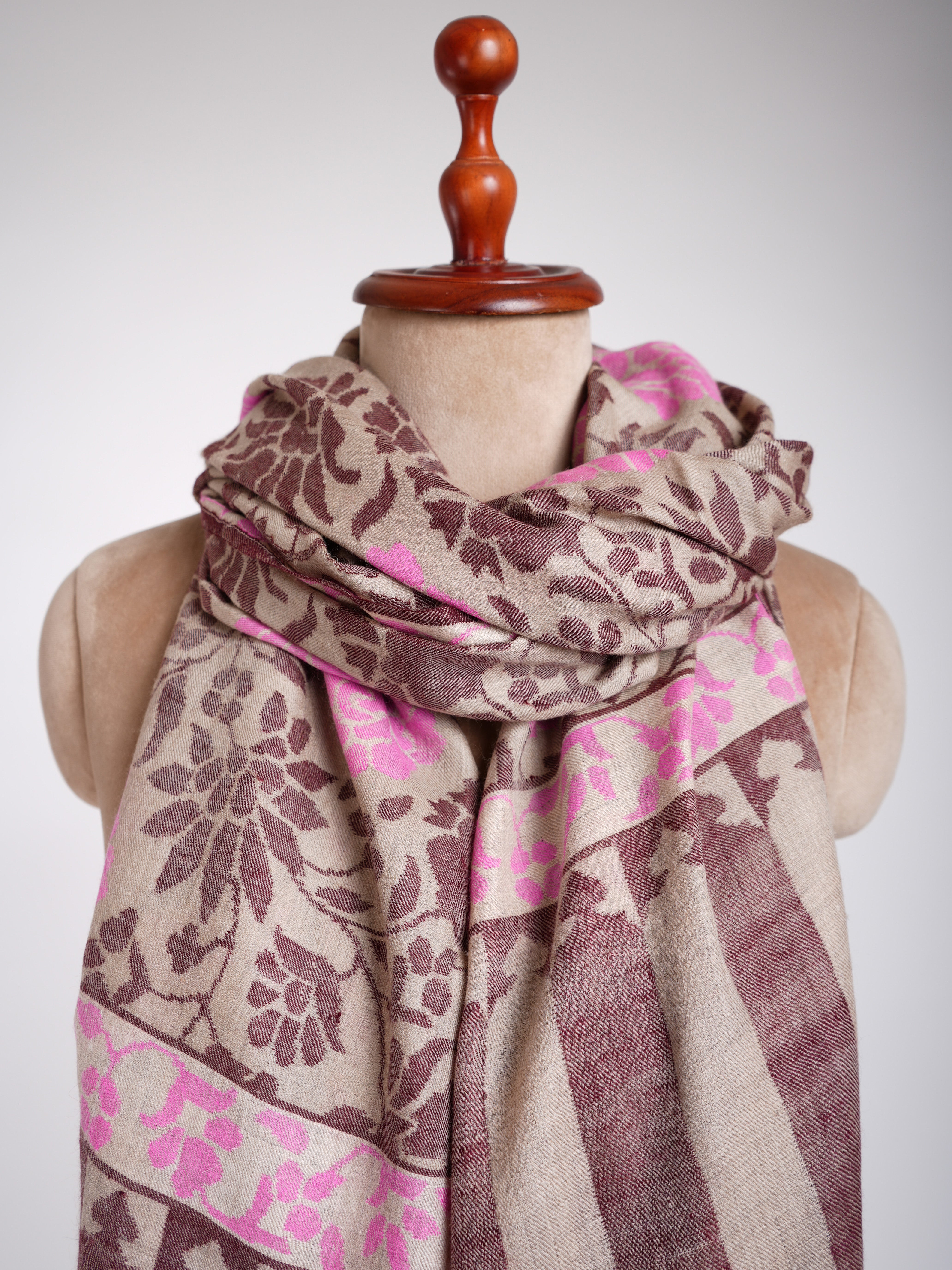 Light Beige With Pink Kani Weave Certified Cashmere Shawl