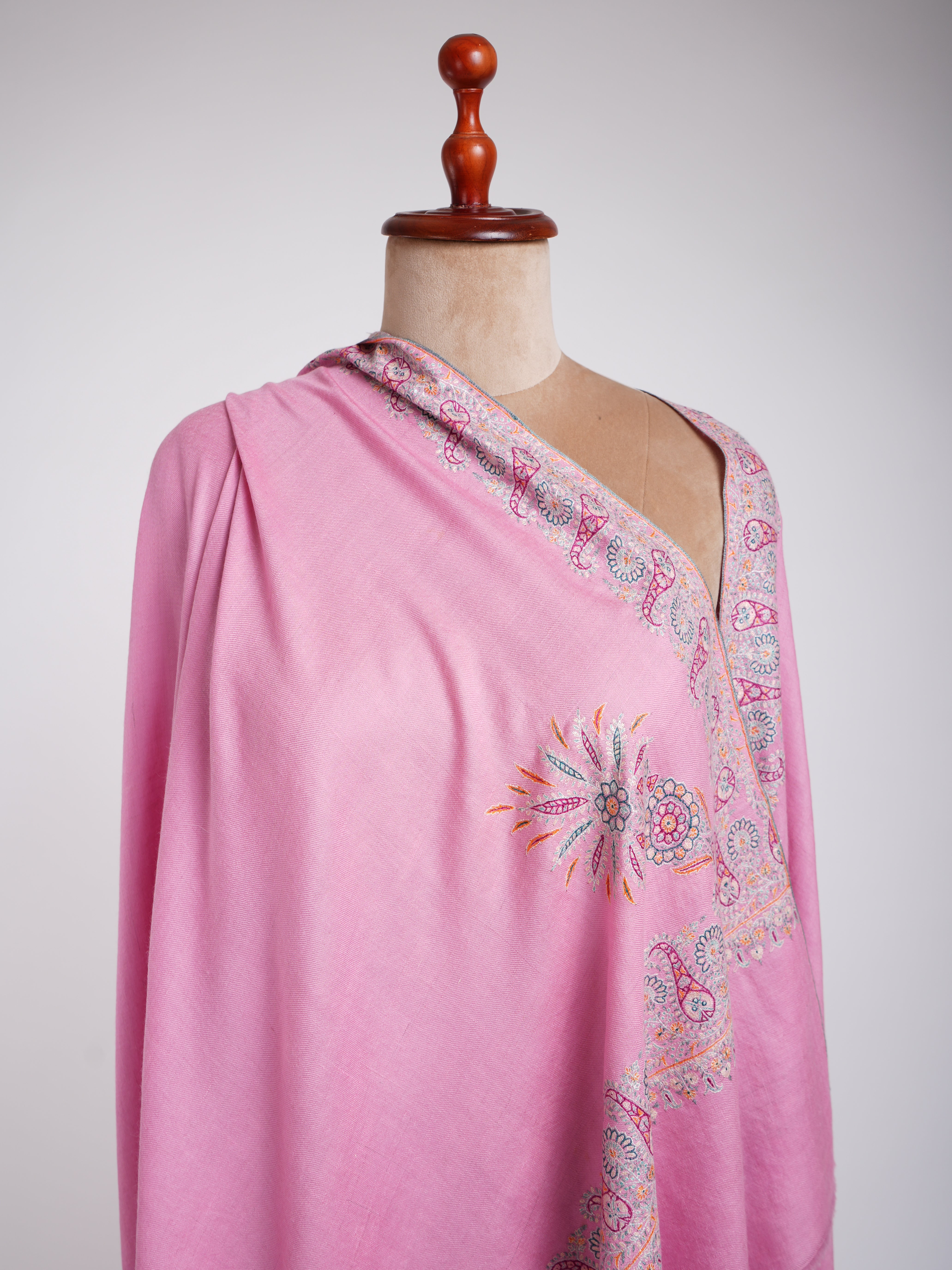 Sozni Daur Dar Hand Embroidered Pashmina Pink