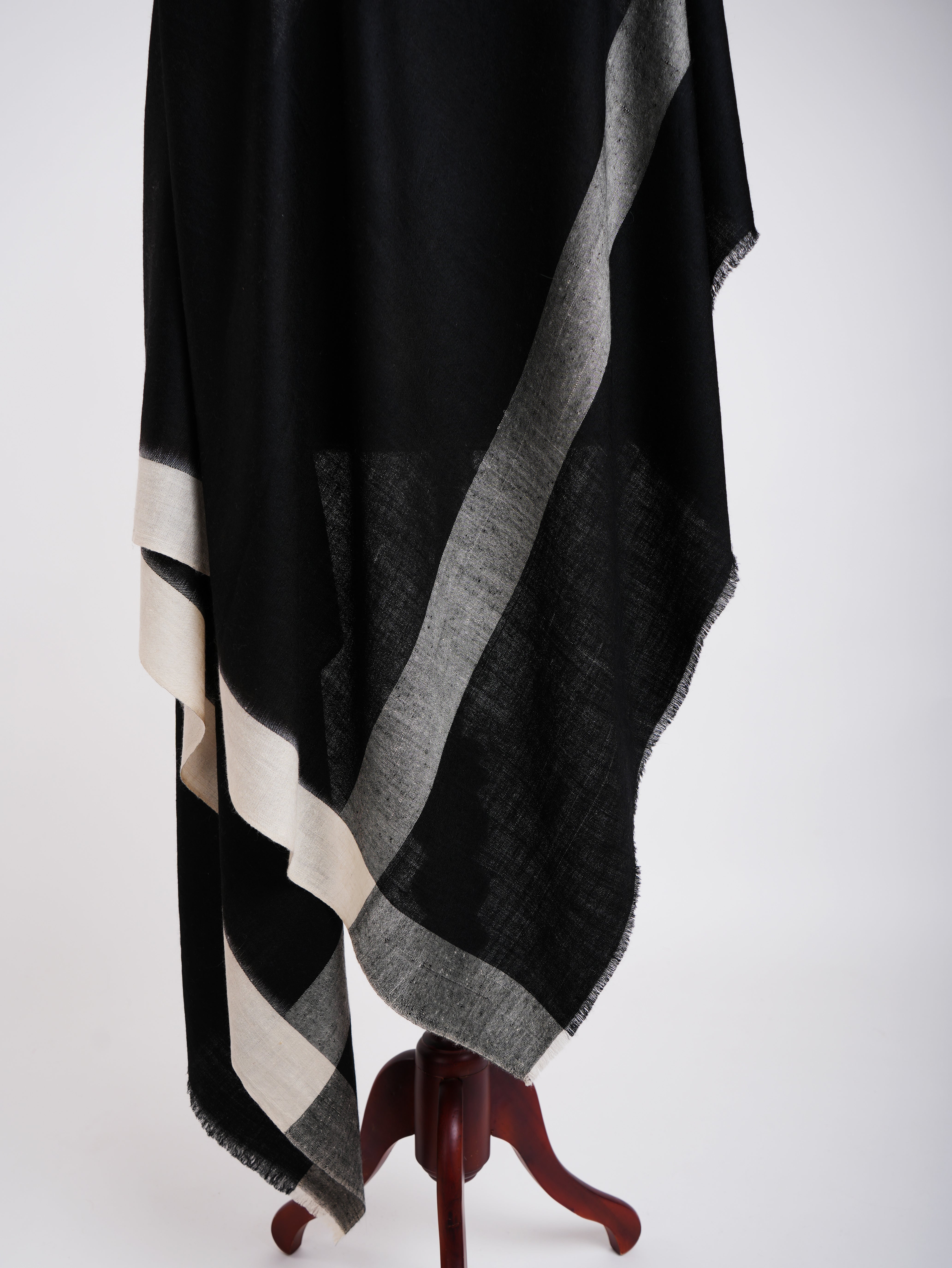 Châle Pashmina Contemporain Blanc Noir