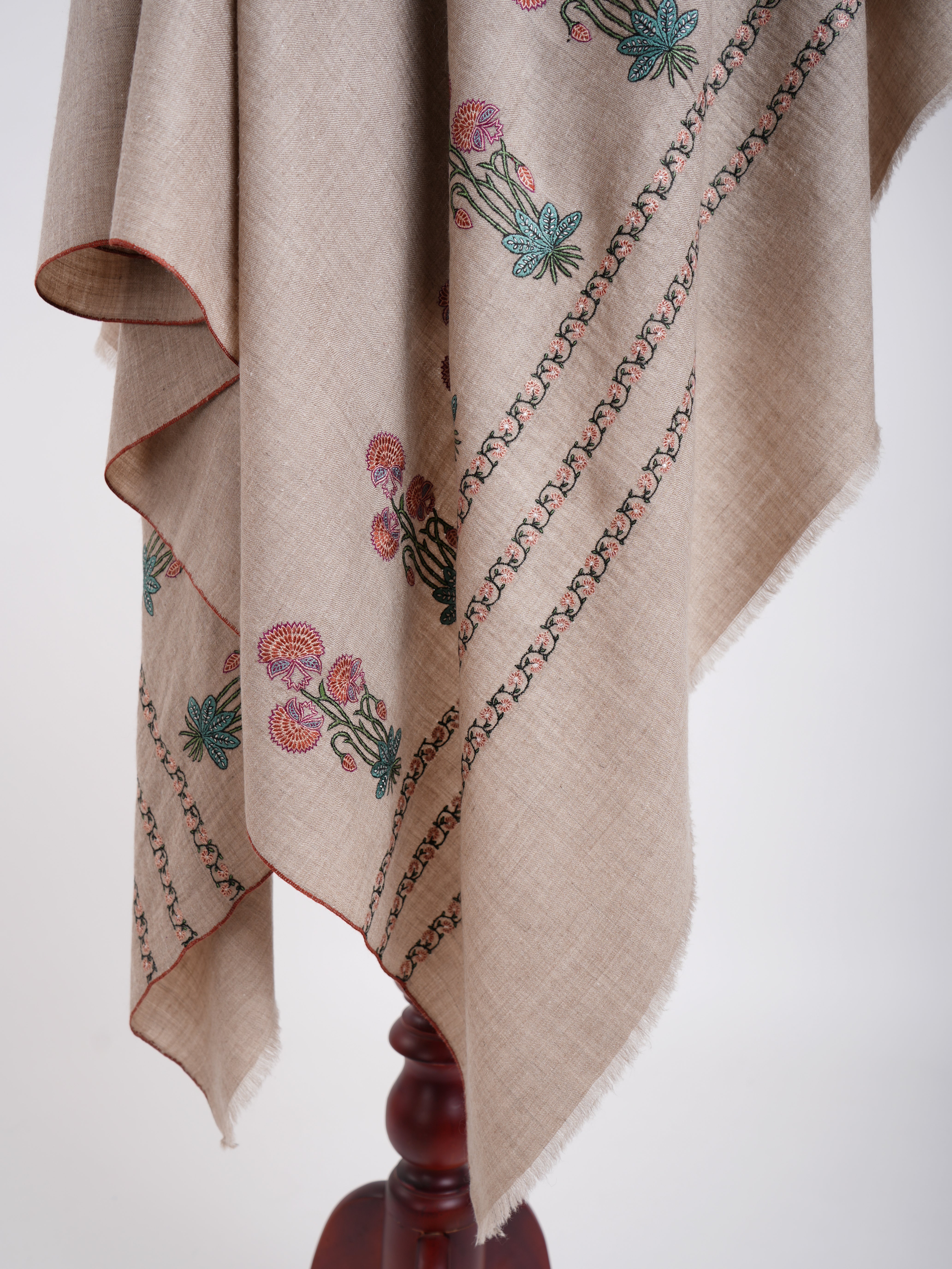 Sozni Palla Buti Hand Embroidered Pashmina Shawl Natural