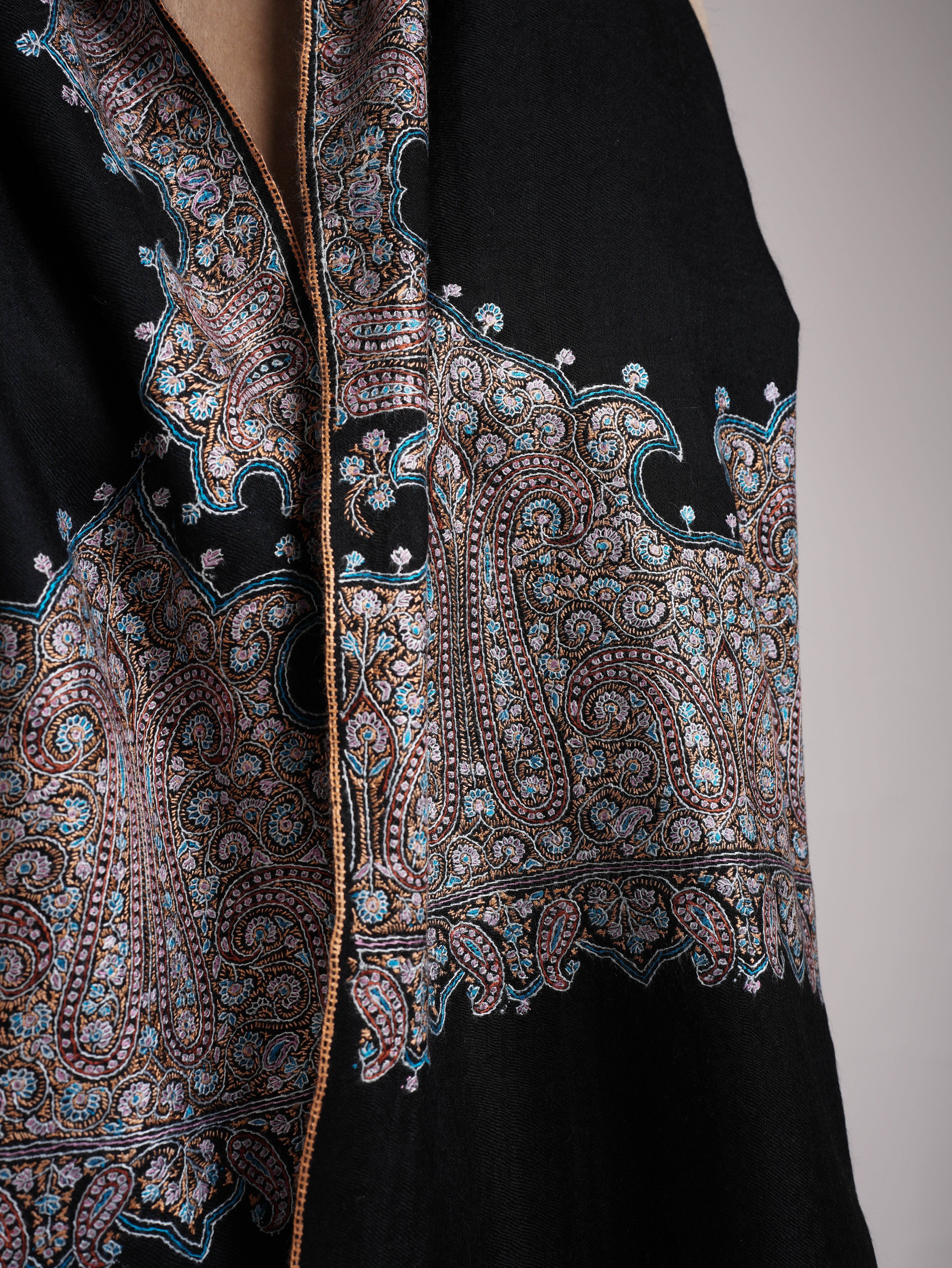 Black Embroidered Kashmiri Pashmina Shawl