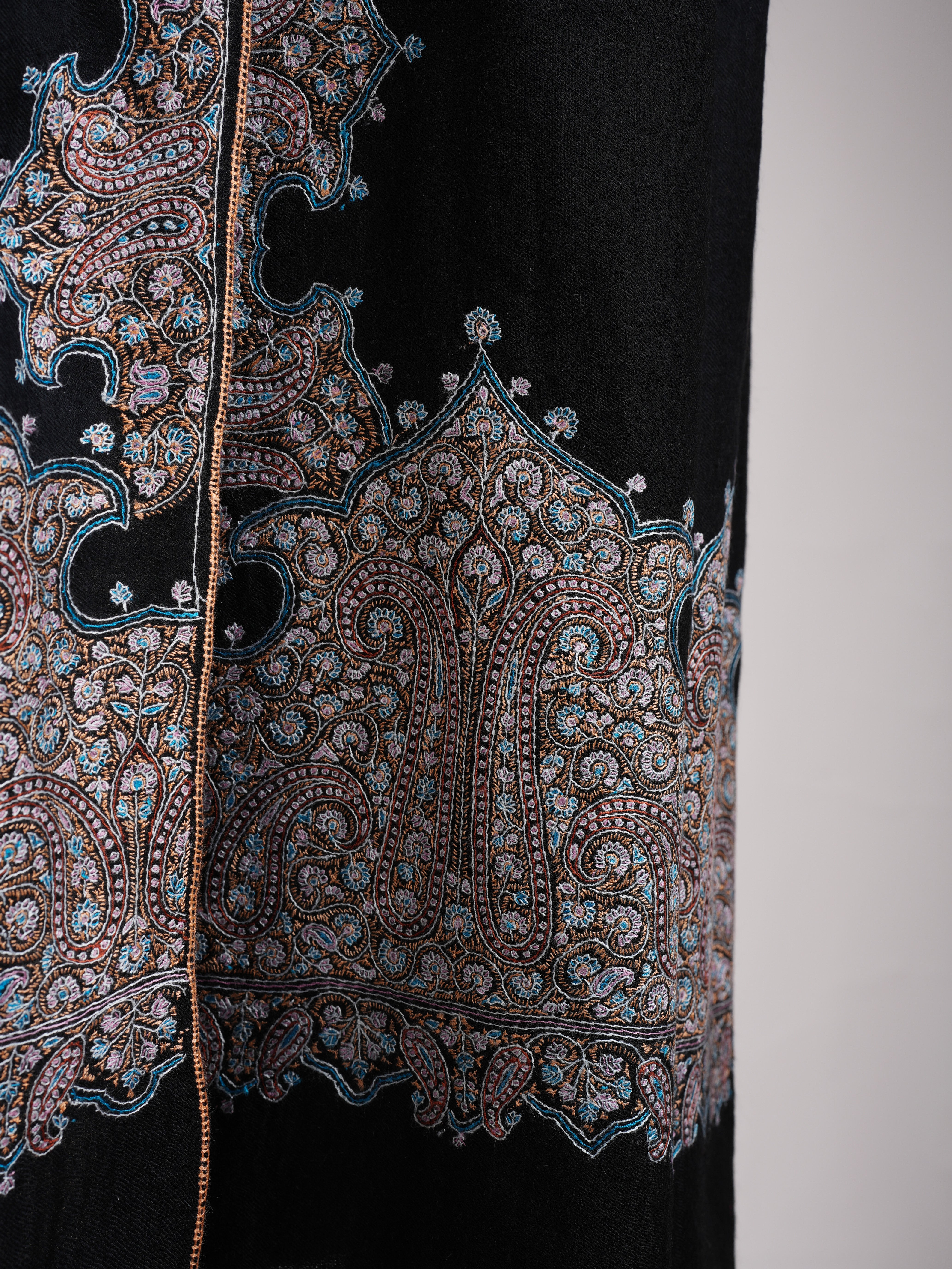 Black Embroidered Kashmiri Pashmina Shawl