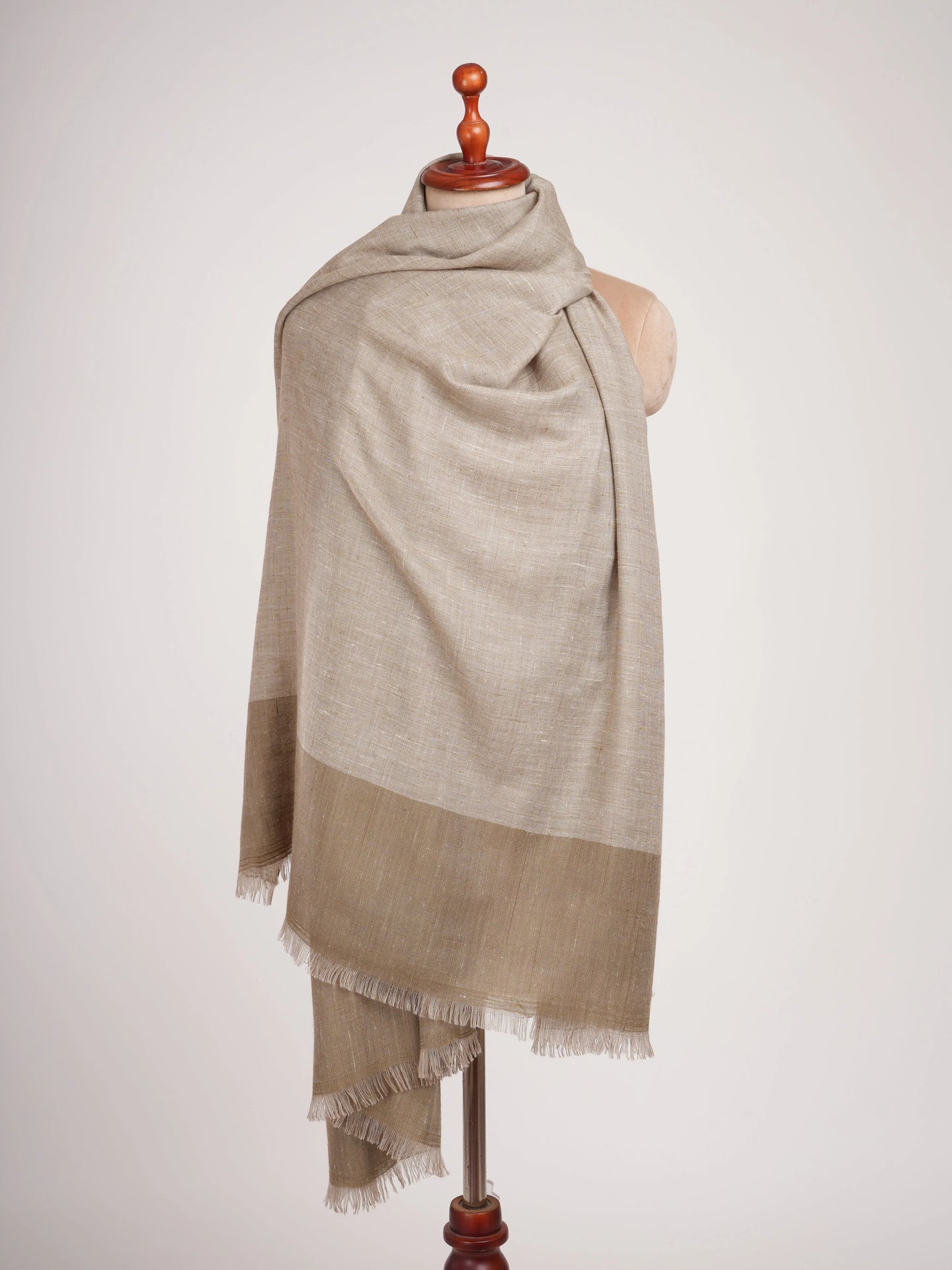 Featherlight Handwoven Kashmiri Pashmina Shawl Shahkaar