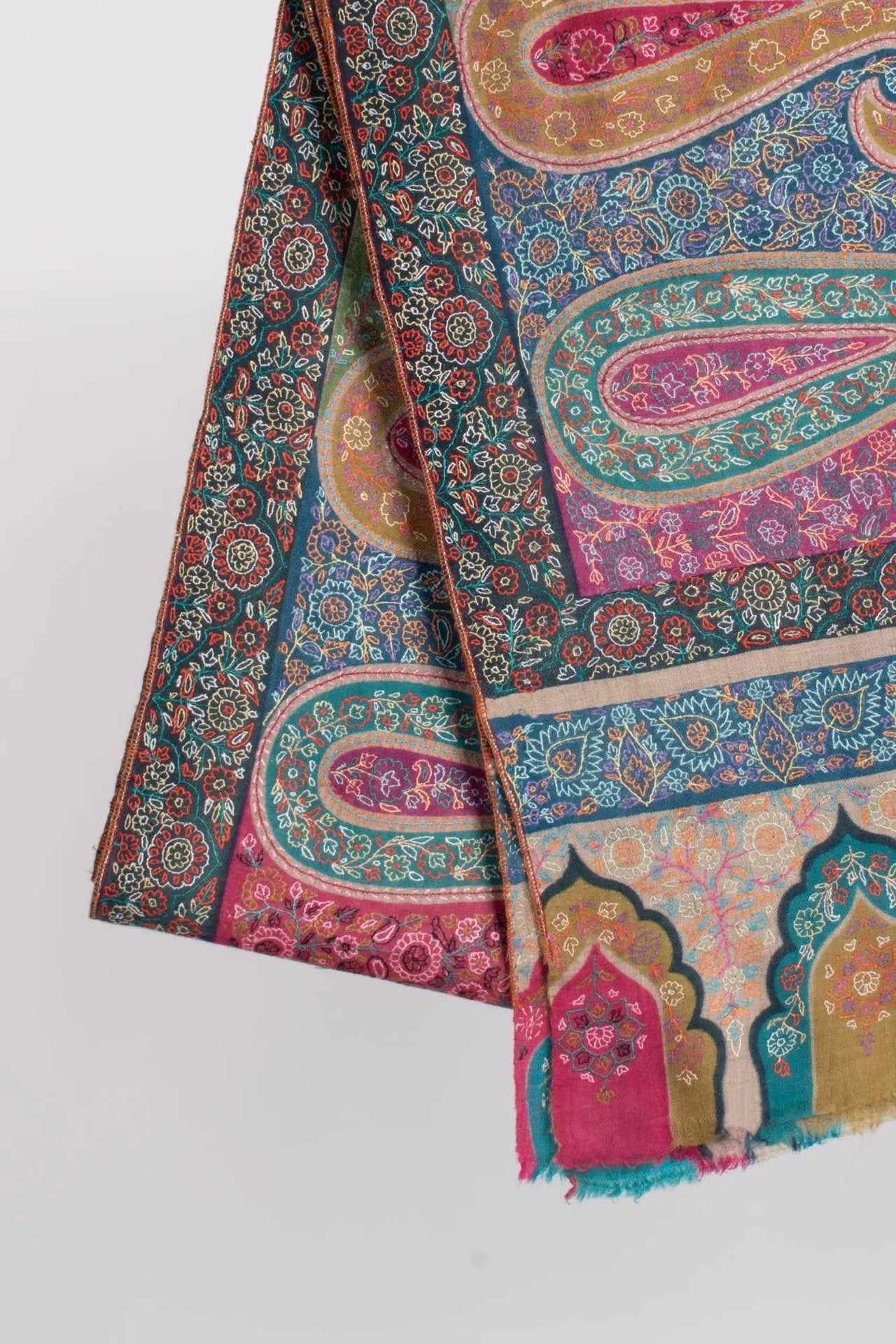 Hand Embroidered Pashmina with Paisley Motifs - PUSHKAR Shahkaar