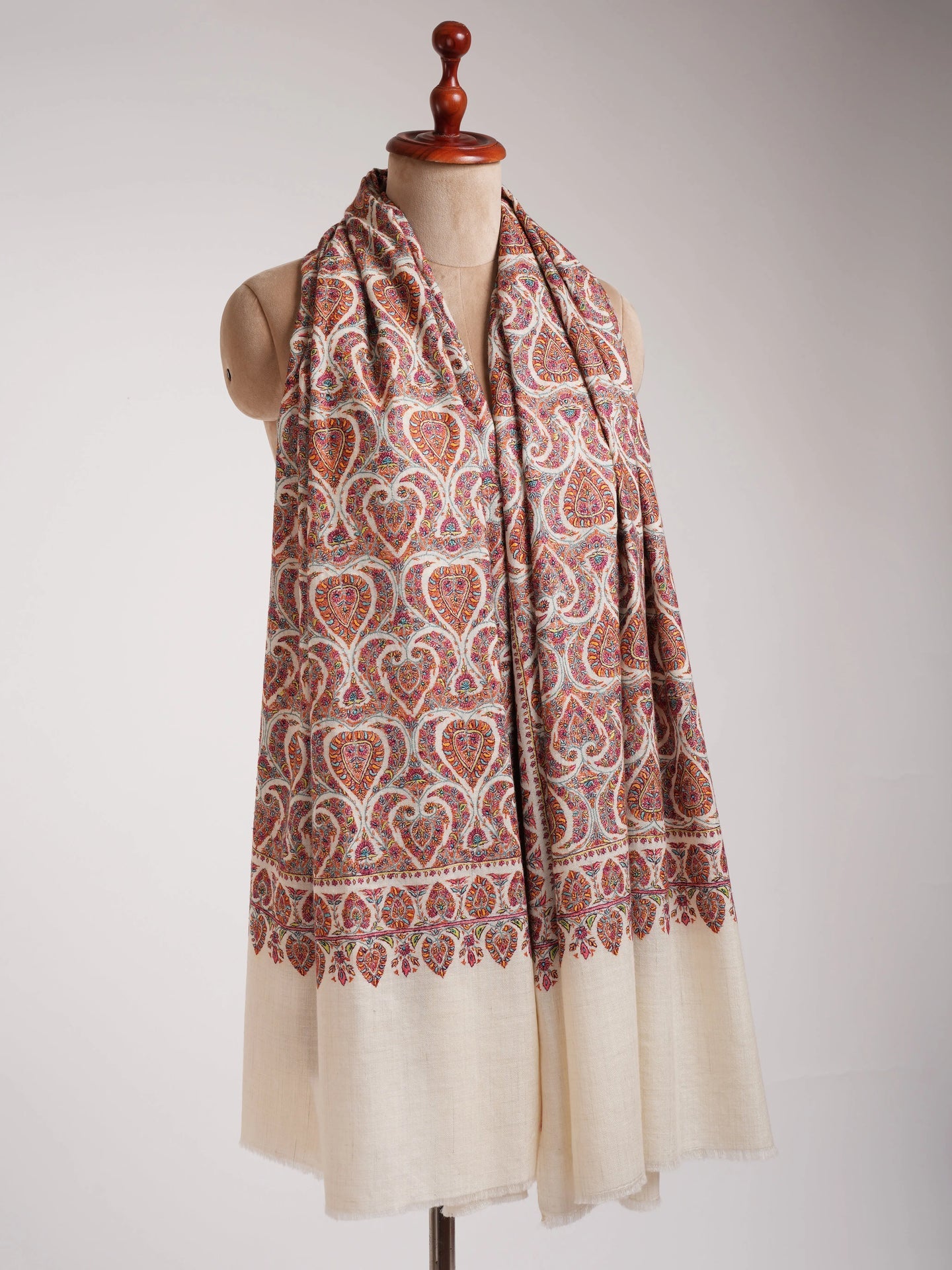 Hand Sozni Embroidered White Pashmina Jamavar Shawl Shahkaar