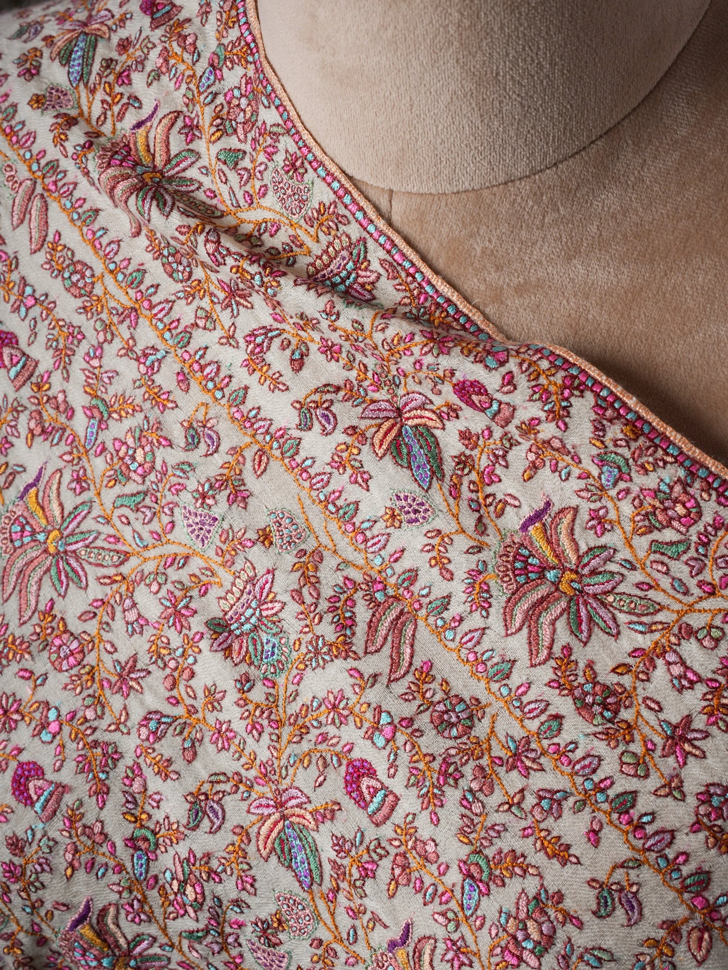 Hand Spun Silk Embroidered Exclusive Pashmina - GREELEY Shahkaar