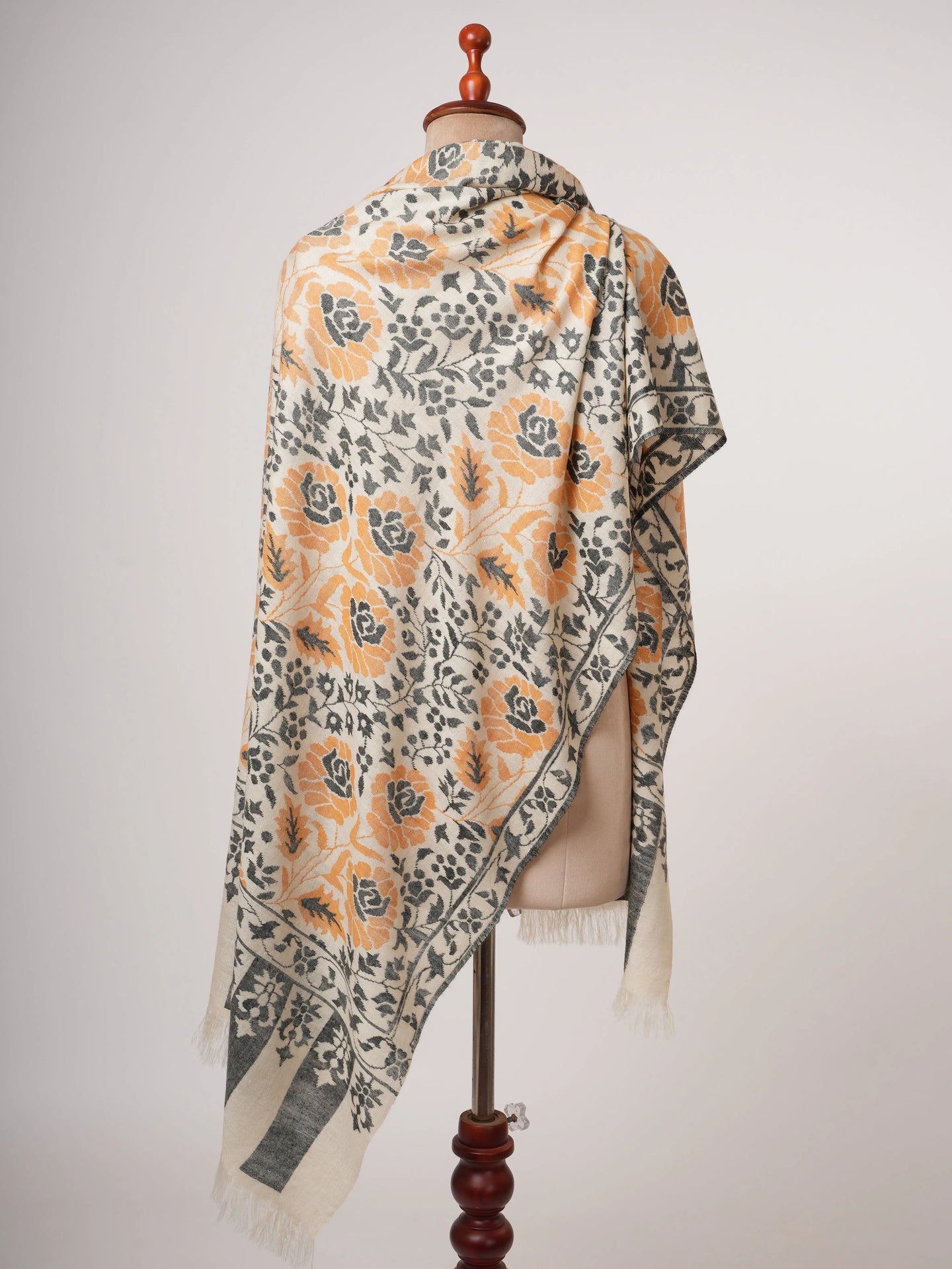 Handspun Luxuriously Soft Handwoven Kani Pashmina Jamavar Shawl Shahkaar