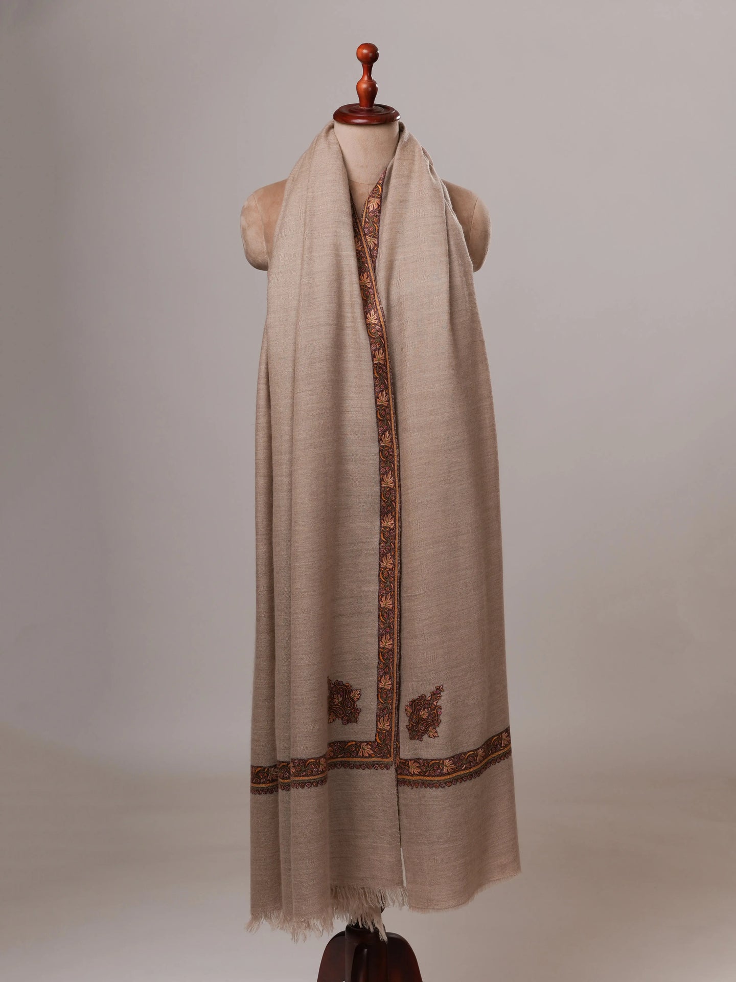 Handspun Pure Pashmina Oversized Shawl with Daur Hand Embroidery Shahkaar