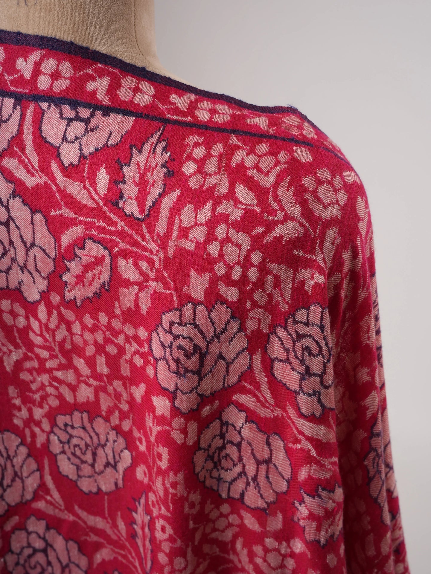 Handwoven Kani Pashmina Shawl with Floral Motifs Shahkaar