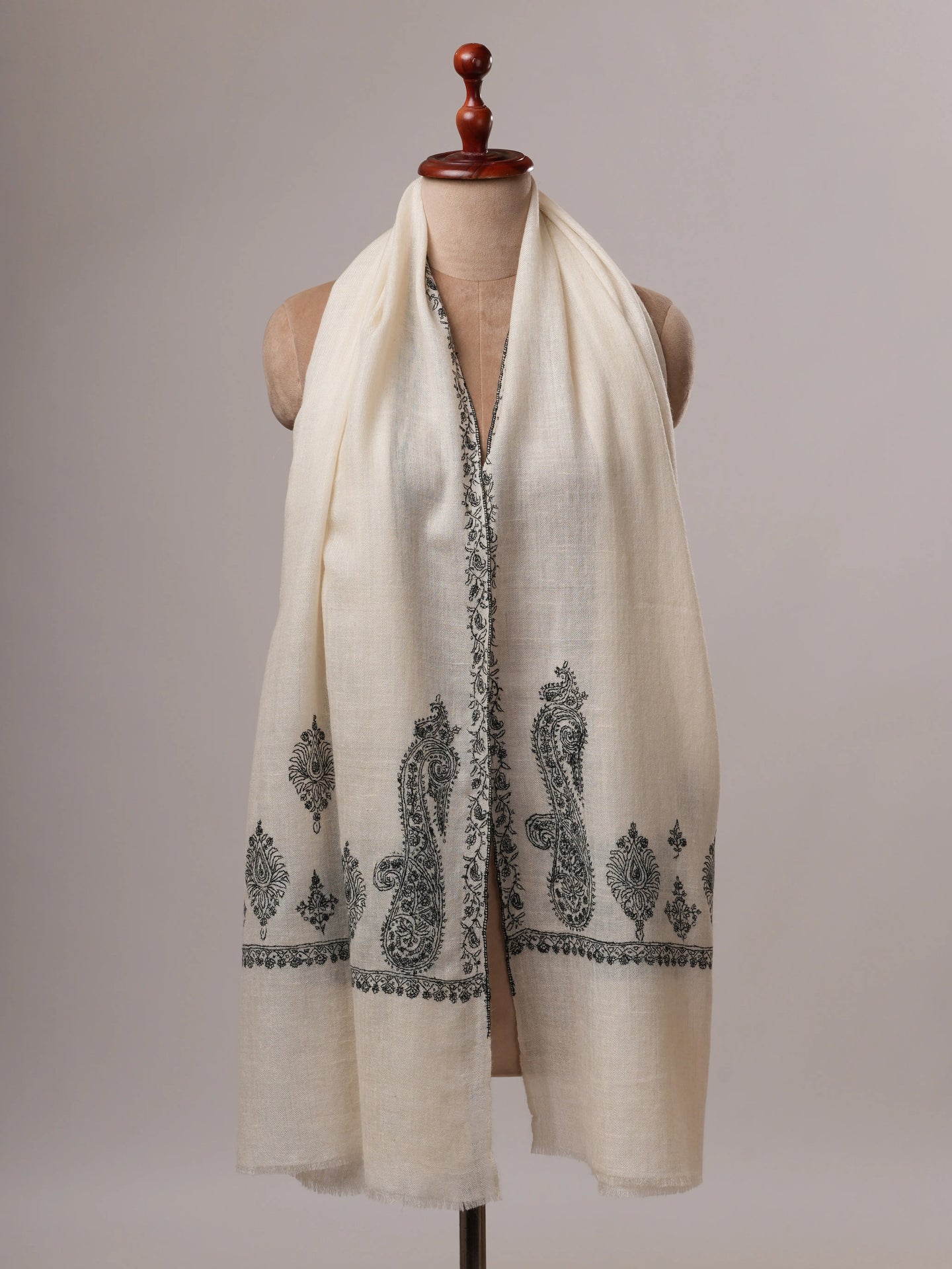 Handwoven Natural Ivory Cashmere Scarf with Paisley Palla Hand Embroidery Shahkaar