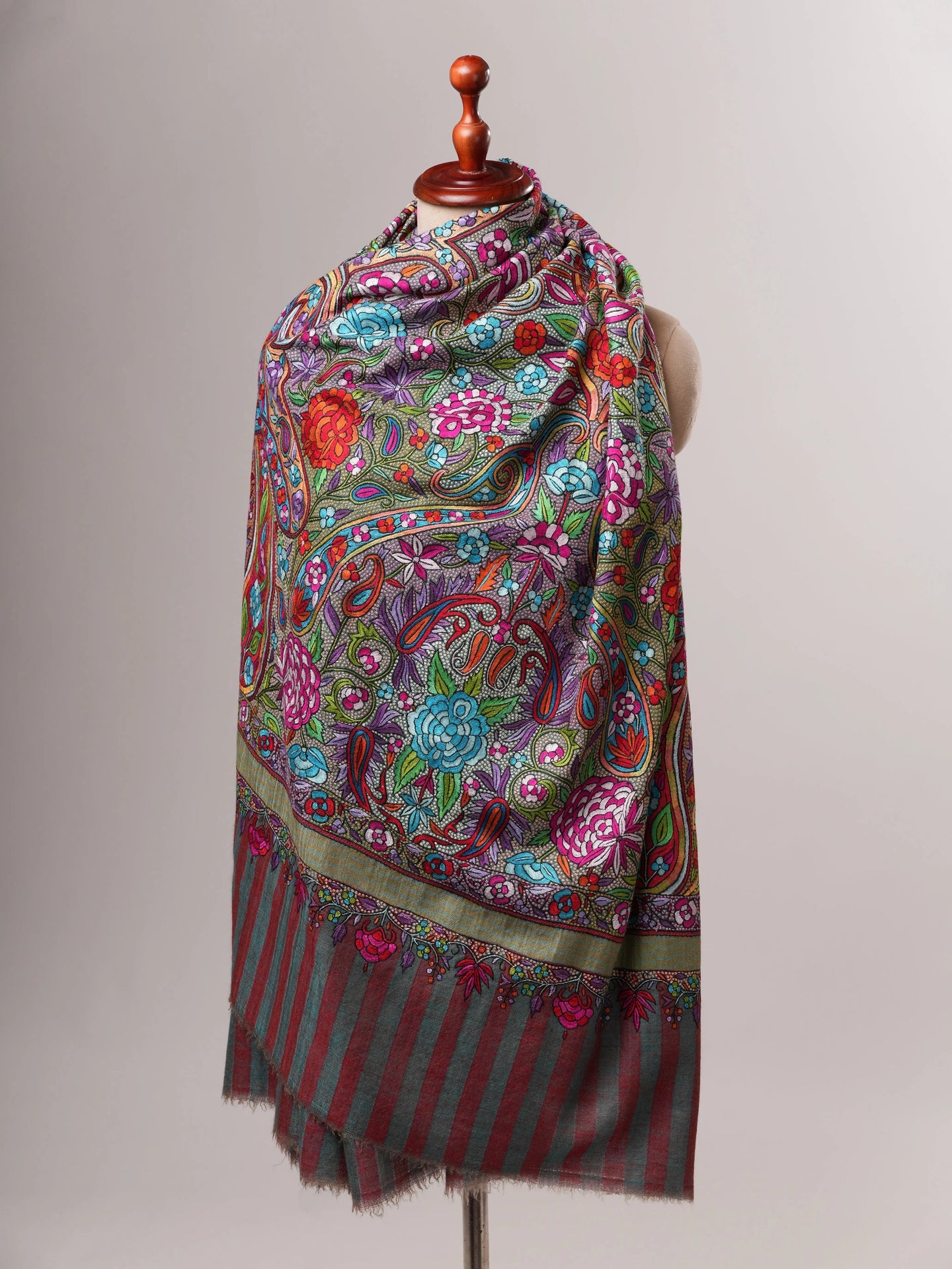 Handwoven Pashmina Jamavar Shawl with Papermachie Detailing Shahkaar