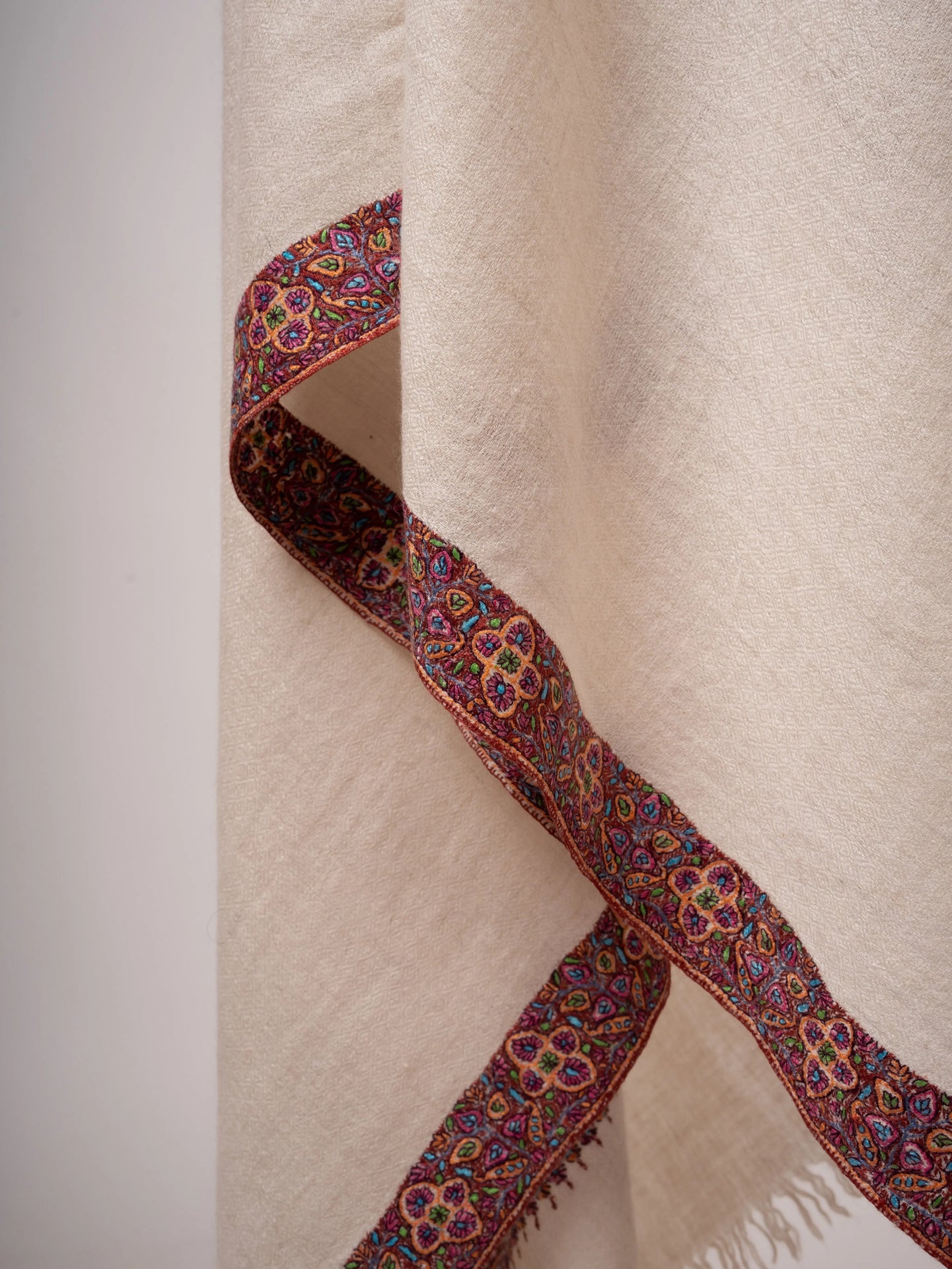 Ivory Neem Daur Pashmina Shawl Handspun Handloomed & Embroidered Shahkaar