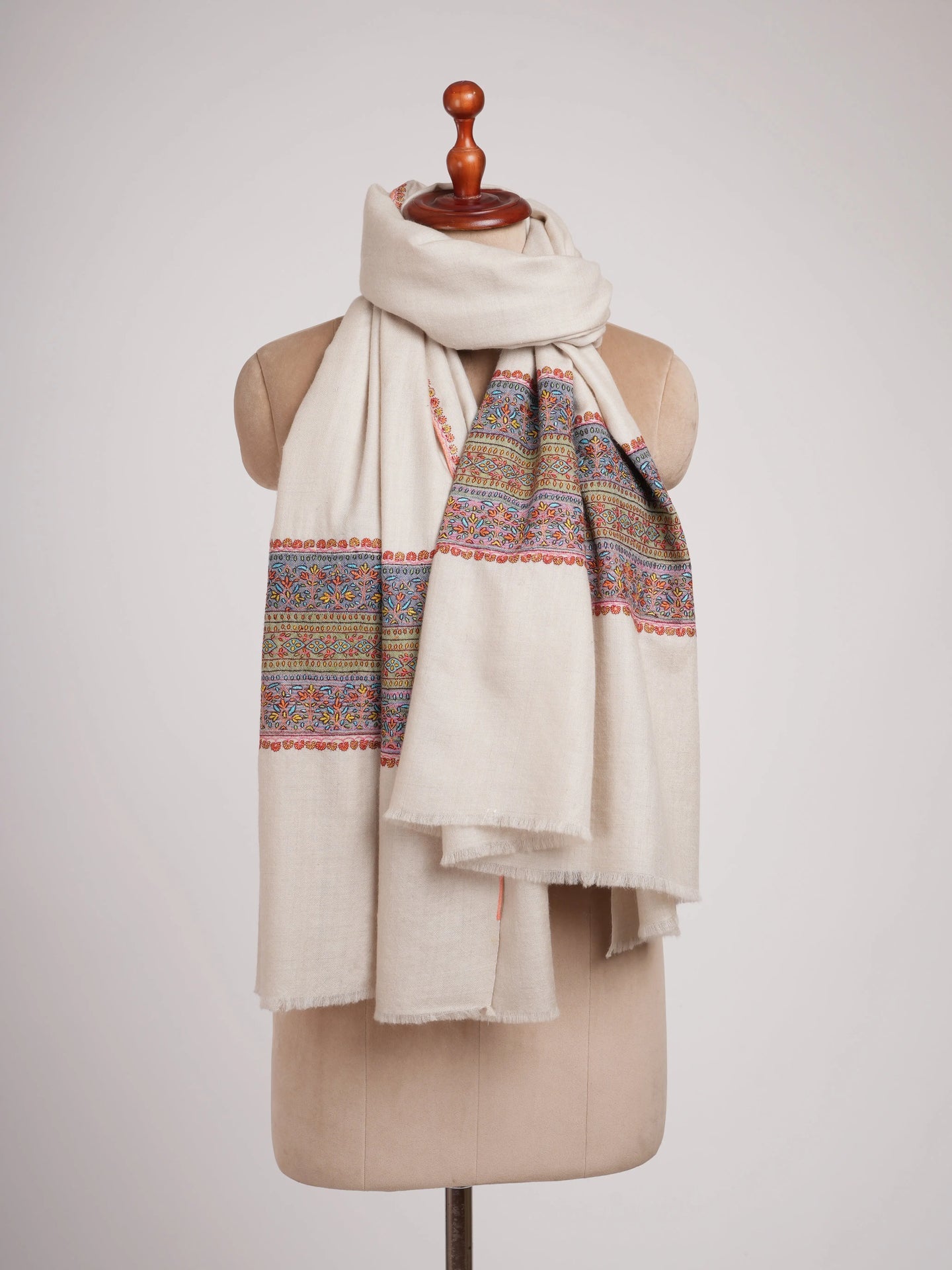 Ivory Palla Embroidered Handwoven Pashmina Shawl Shahkaar