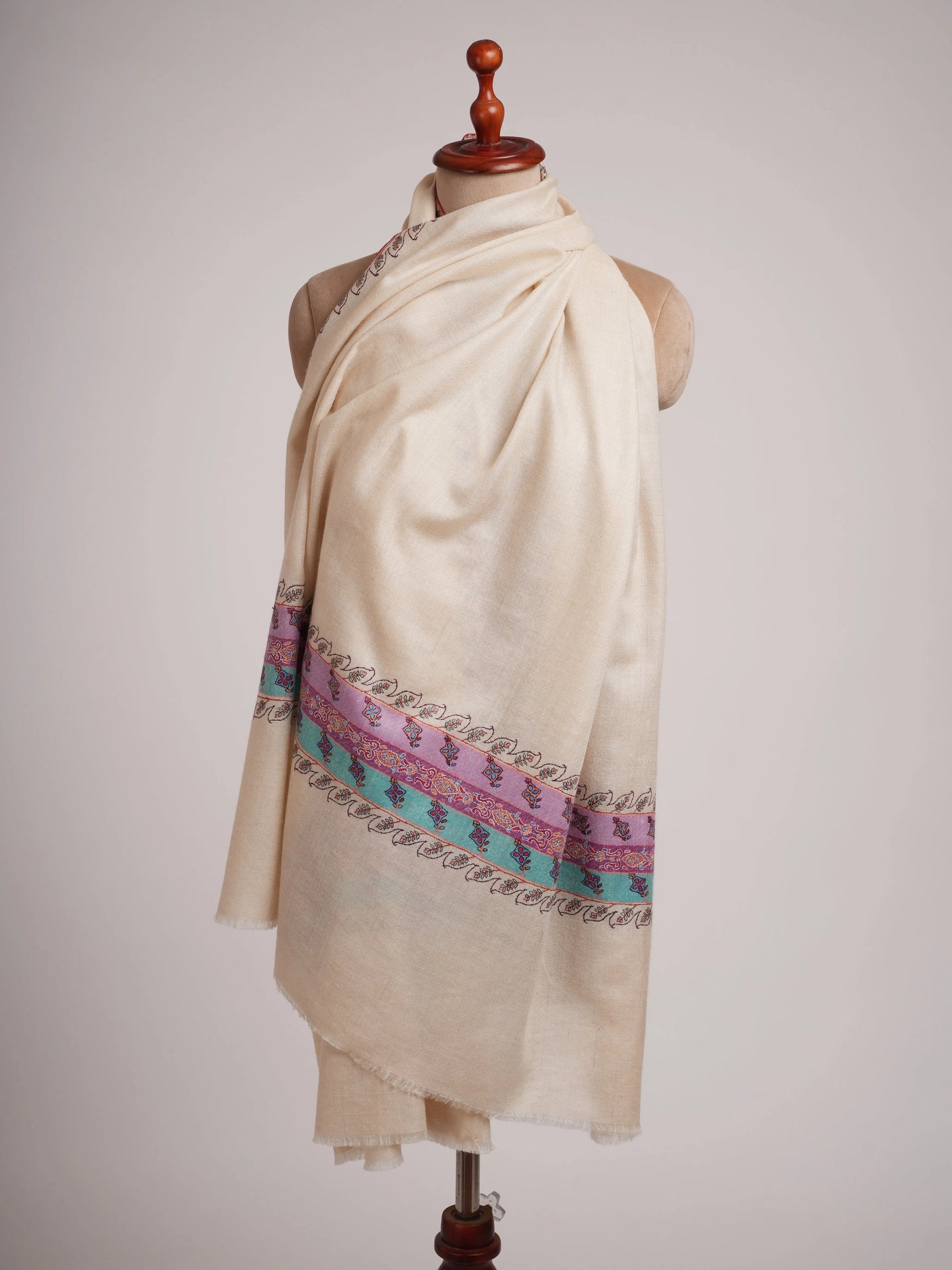 Ivory Pashmina Shawl with Minimalistic Needle work Shahkaar
