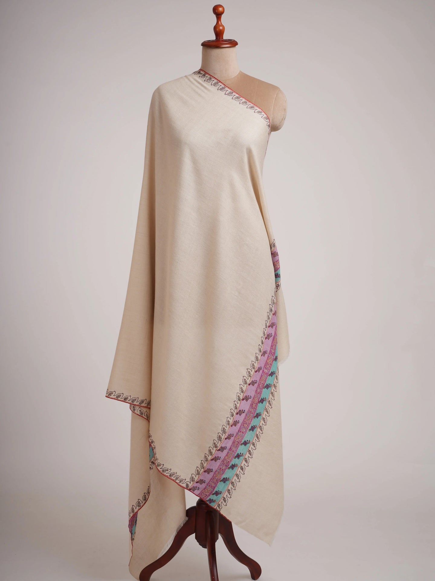Ivory Pashmina Shawl with Minimalistic Needle work Shahkaar